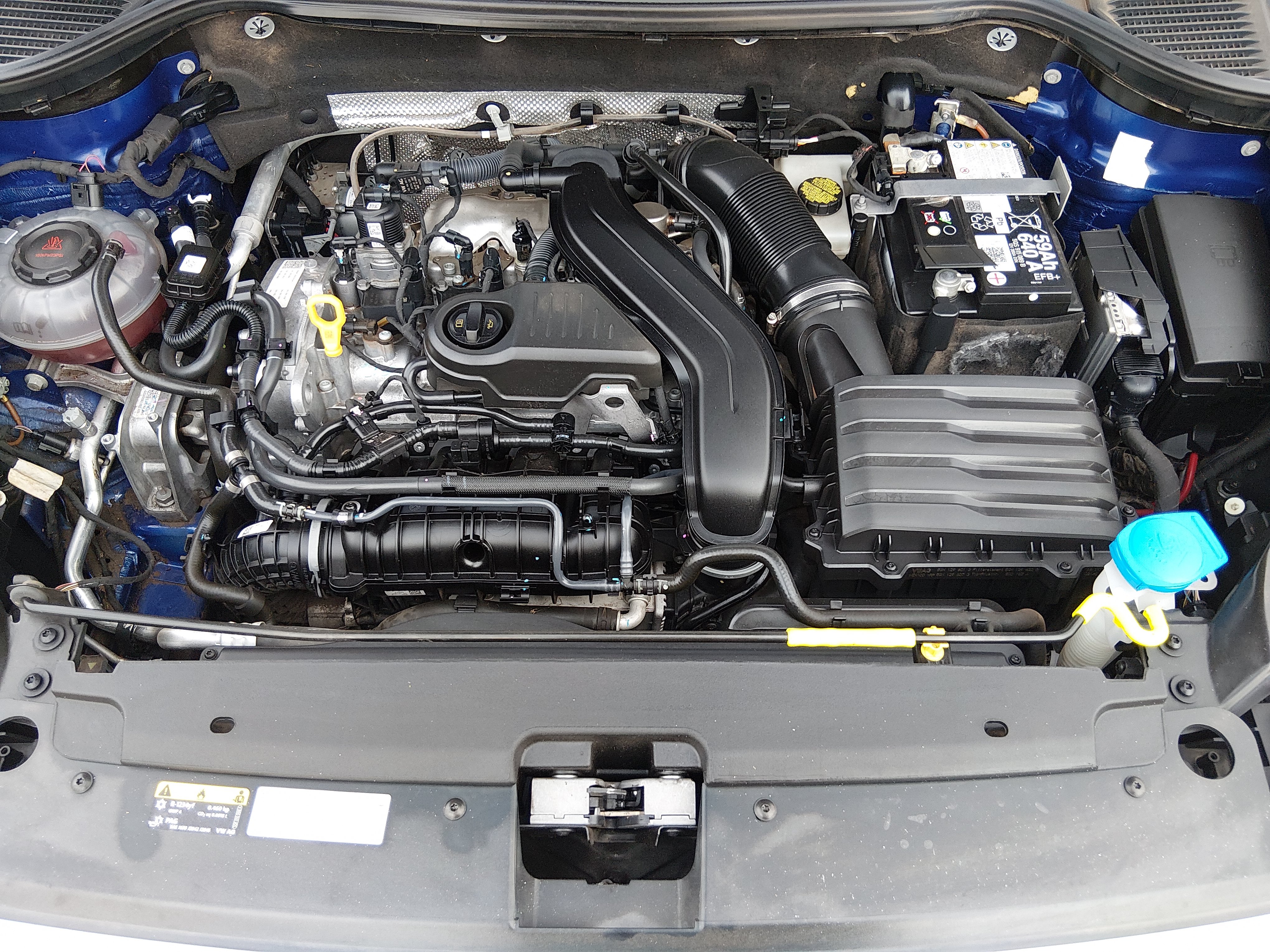 2024 Volkswagen Taos SE - Photo 9