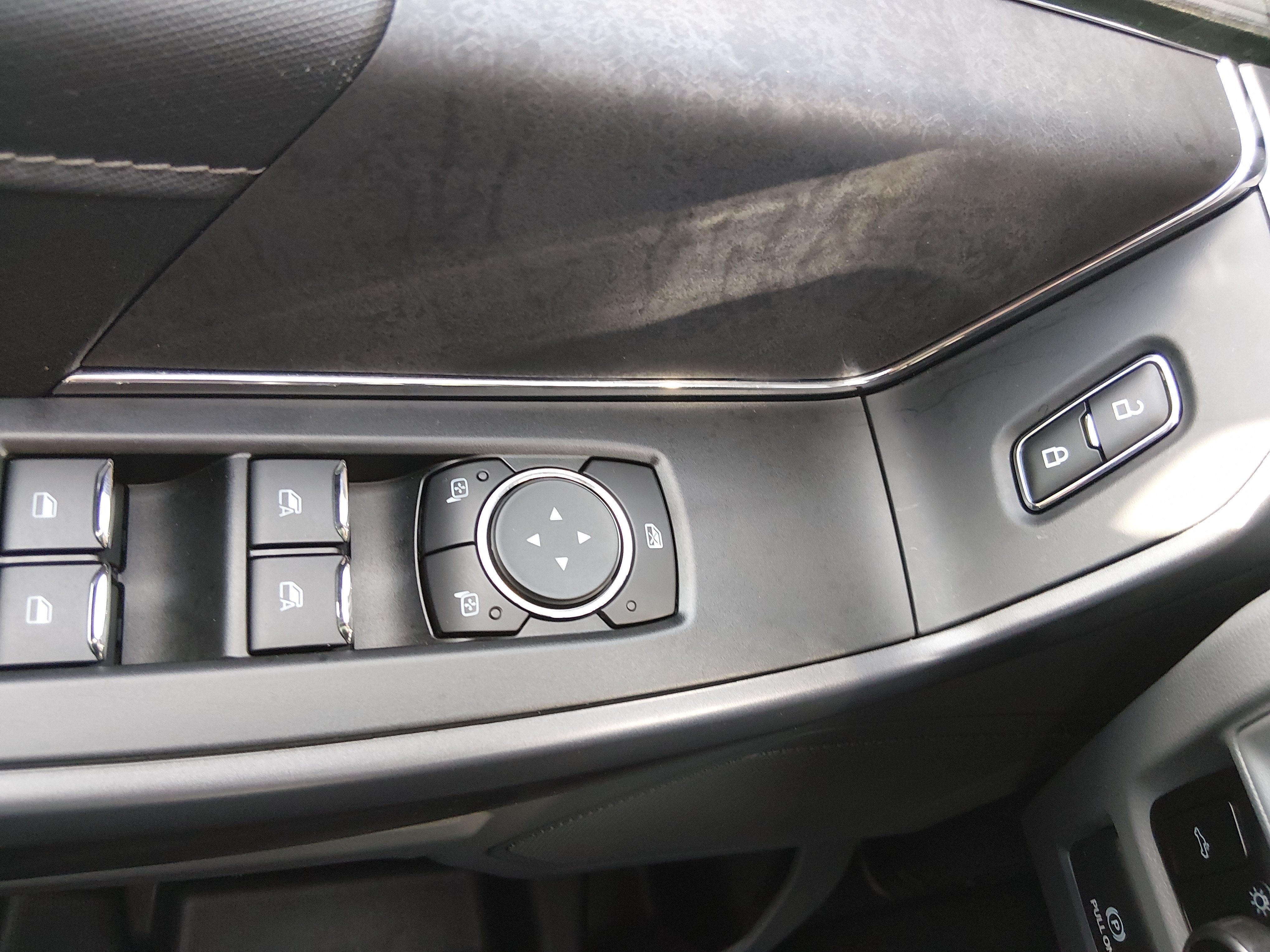 2025 Ford F-150 XLT - Photo 20