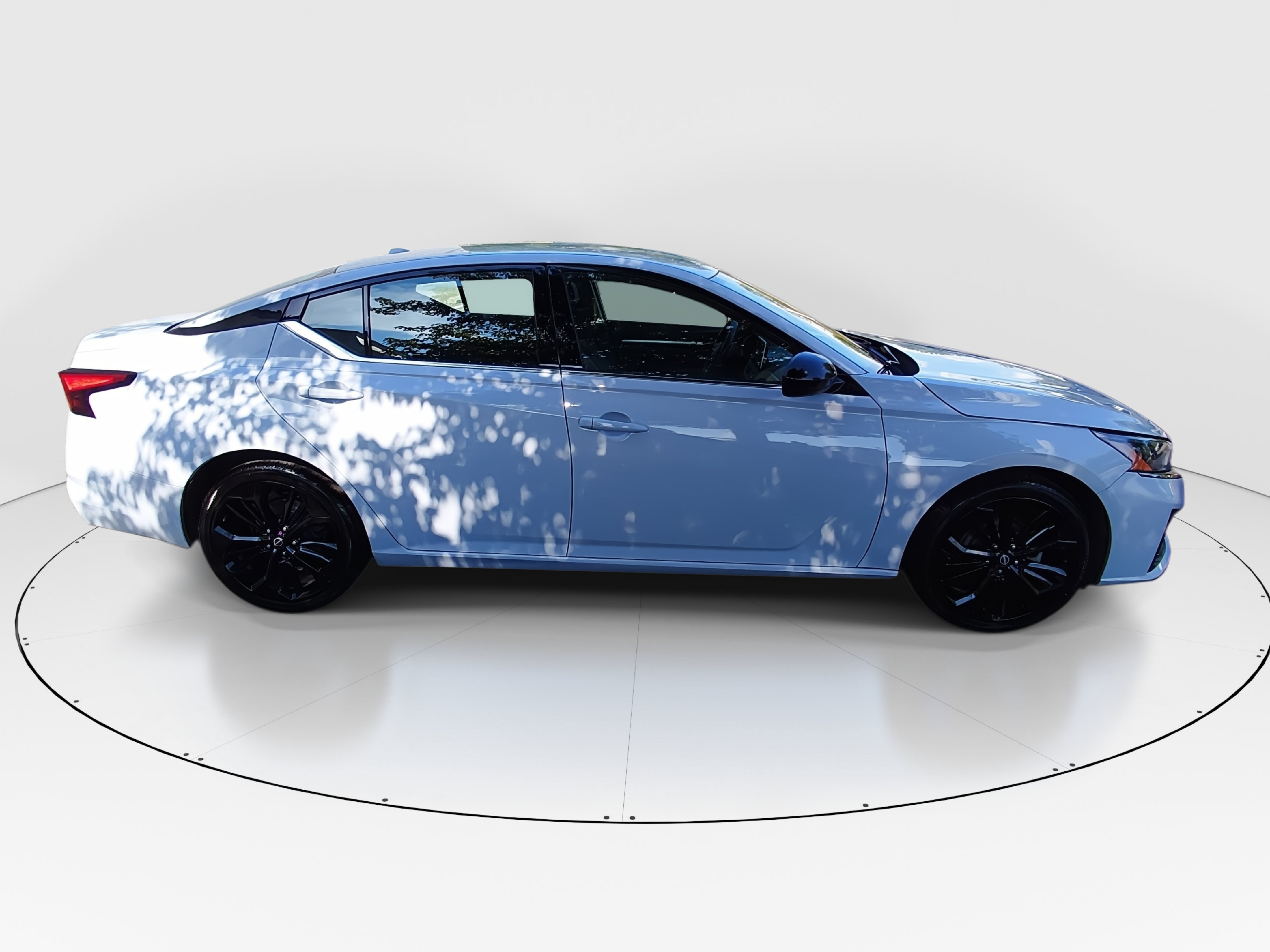 2024 Nissan Altima SR - Photo 8