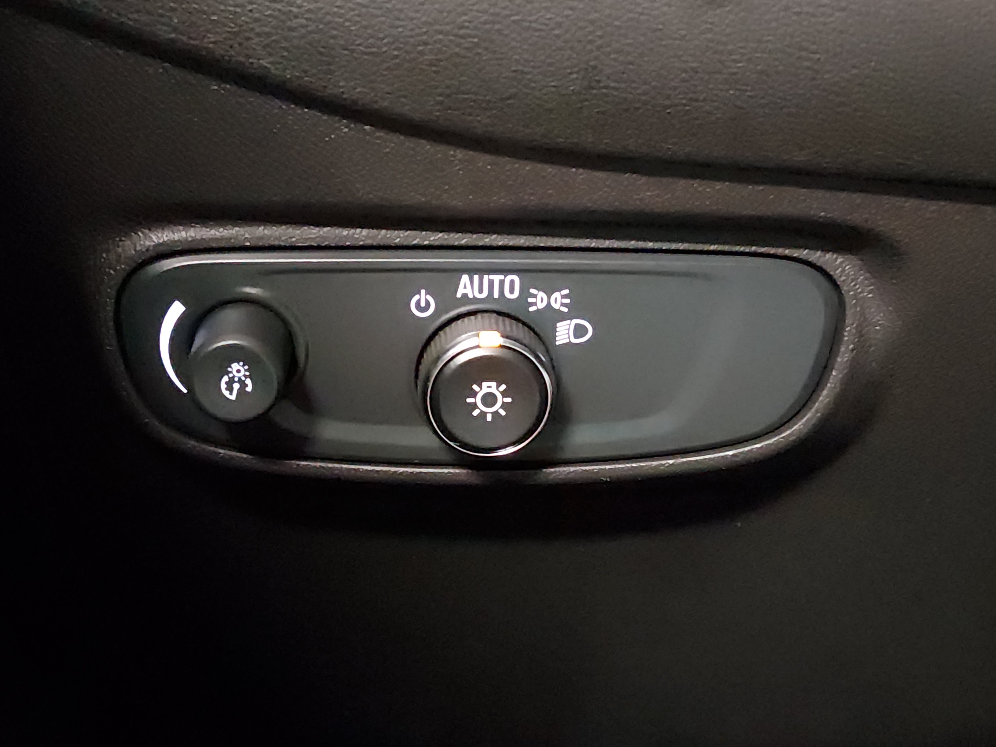 2024 Chevrolet Equinox LT - Photo 13