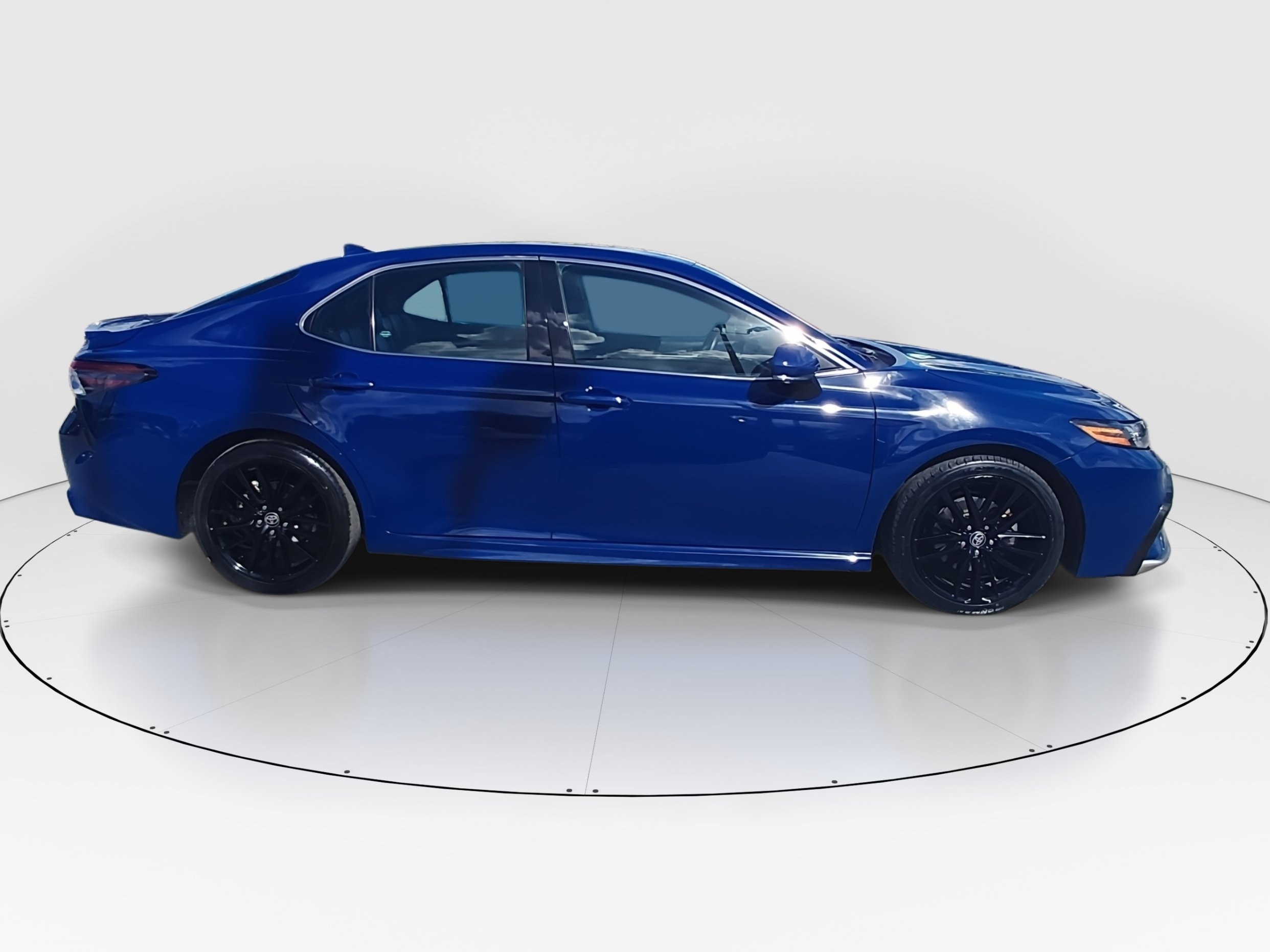 2024 Toyota Camry XSE - Photo 8