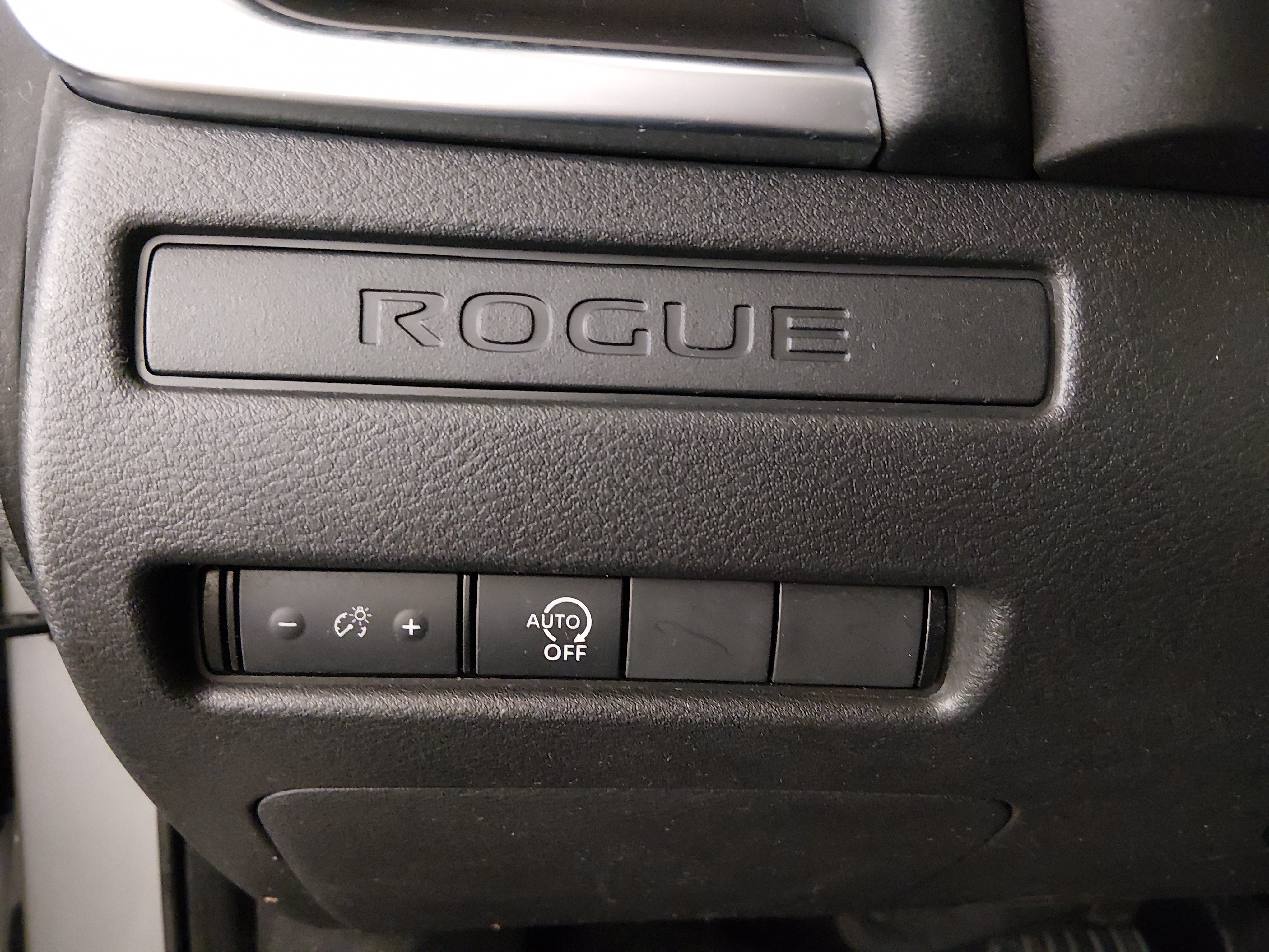 2024 Nissan Rogue S - Photo 13