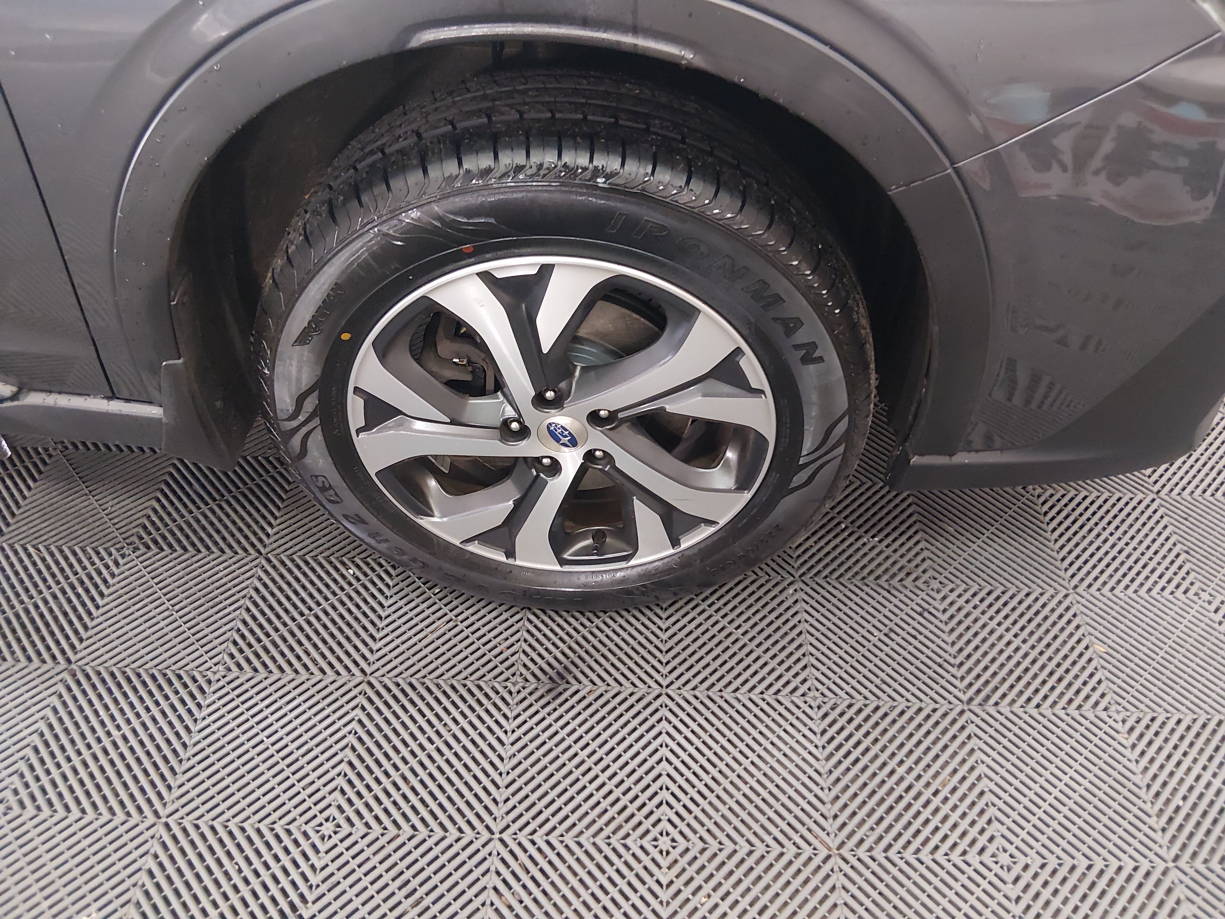 2020 Subaru Outback Limited - Photo 10