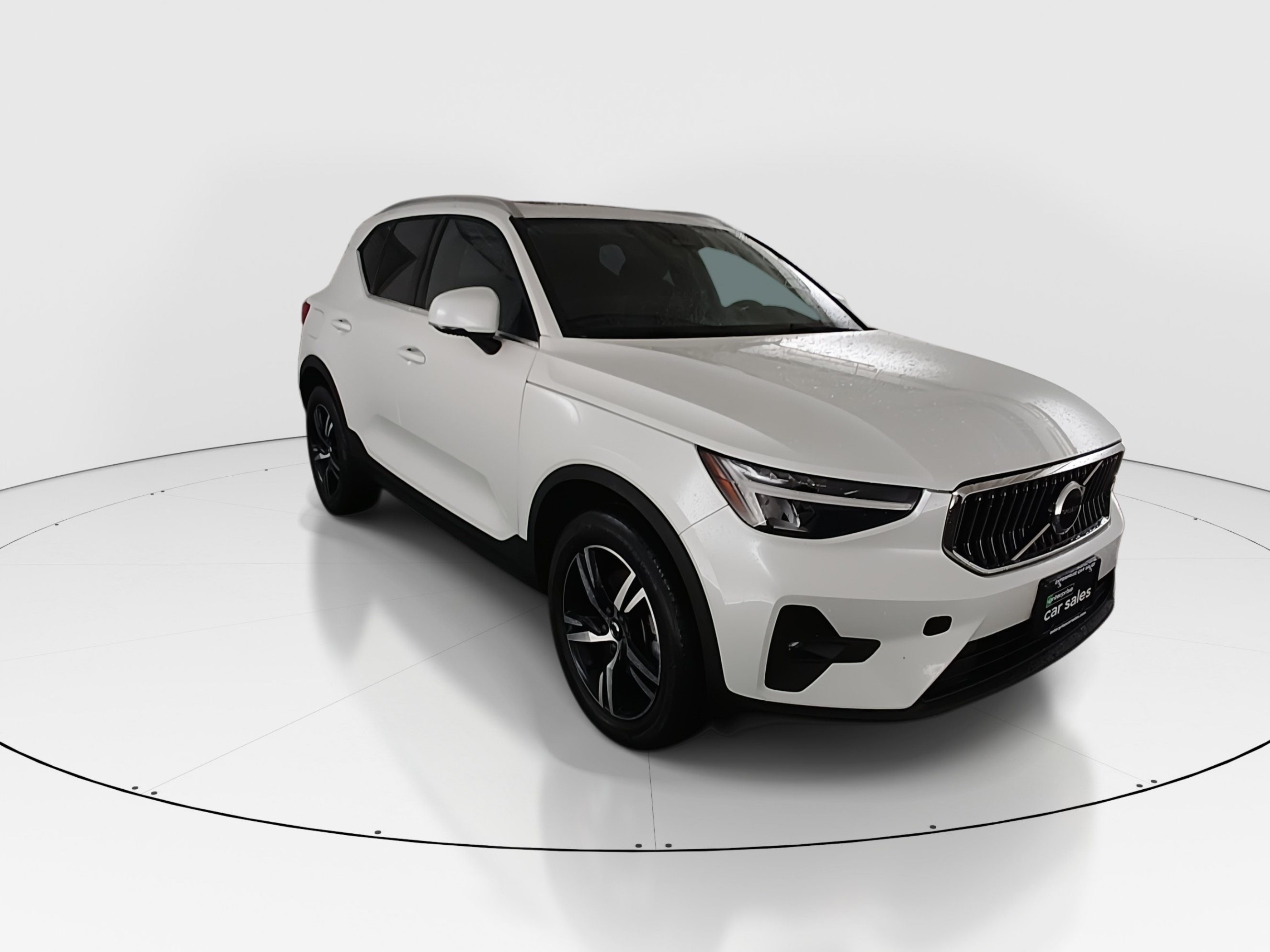 2023 Volvo XC40