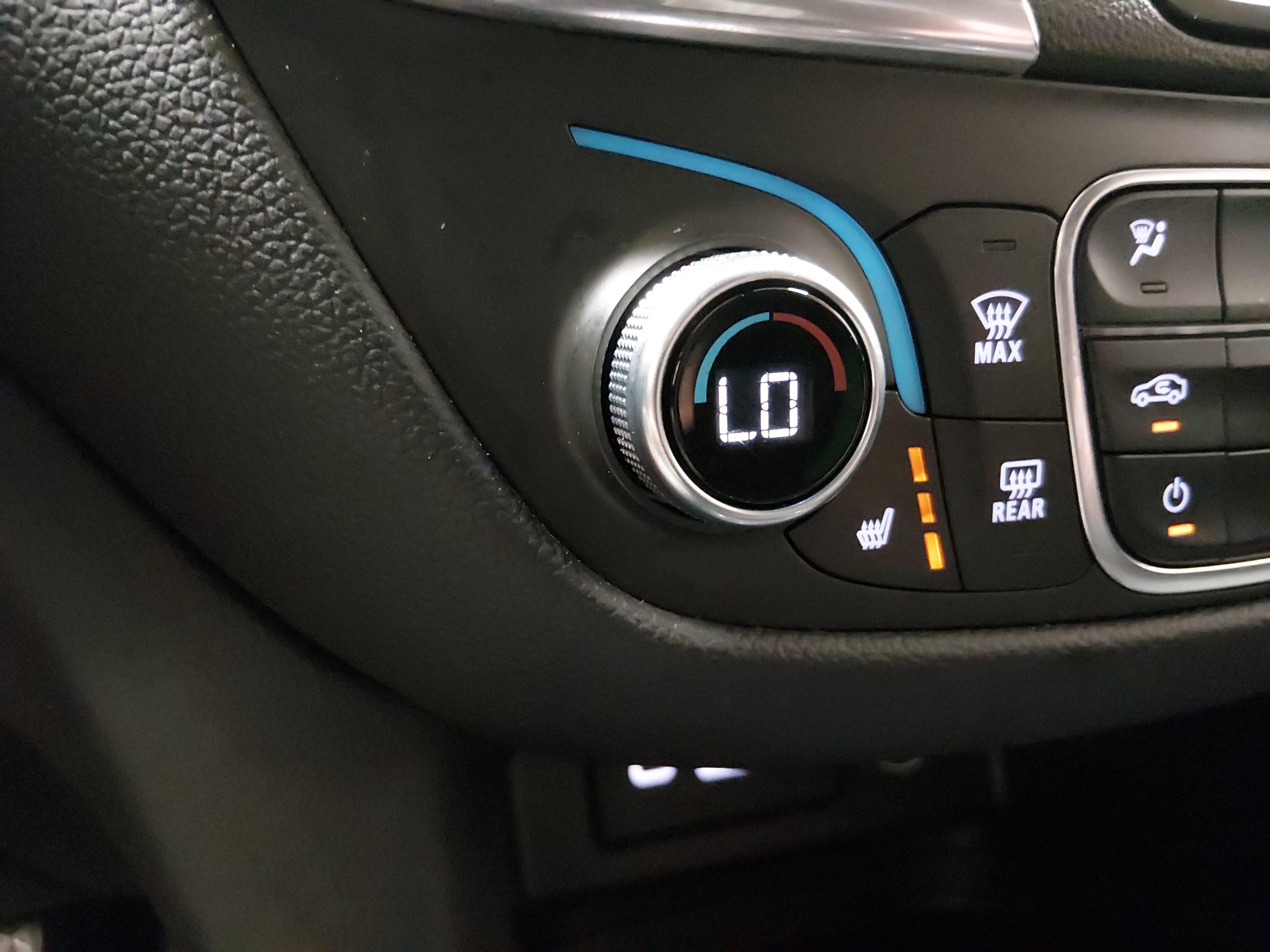 2024 Chevrolet Equinox LT - Photo 19