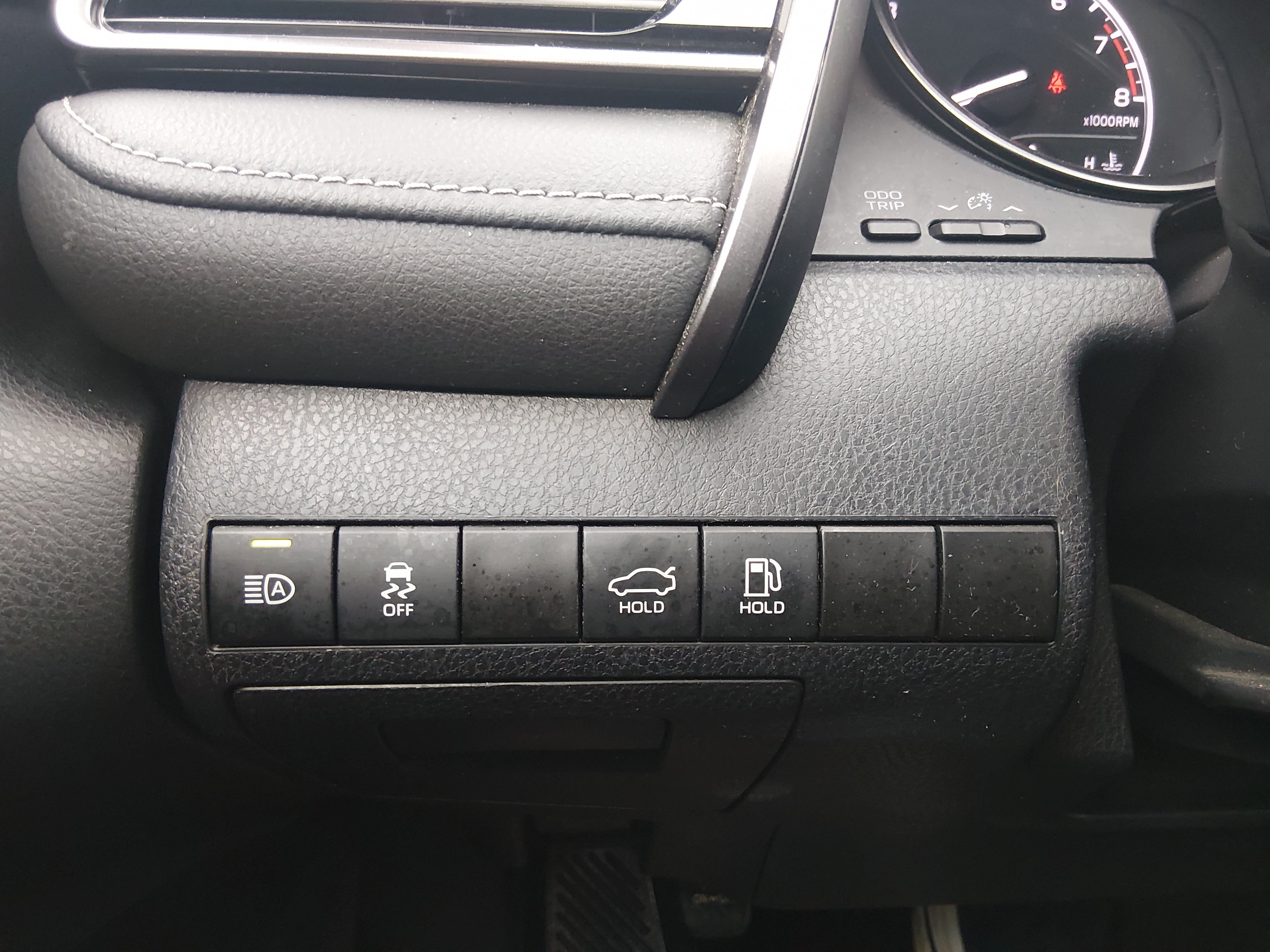 2024 Toyota Camry SE - Photo 13