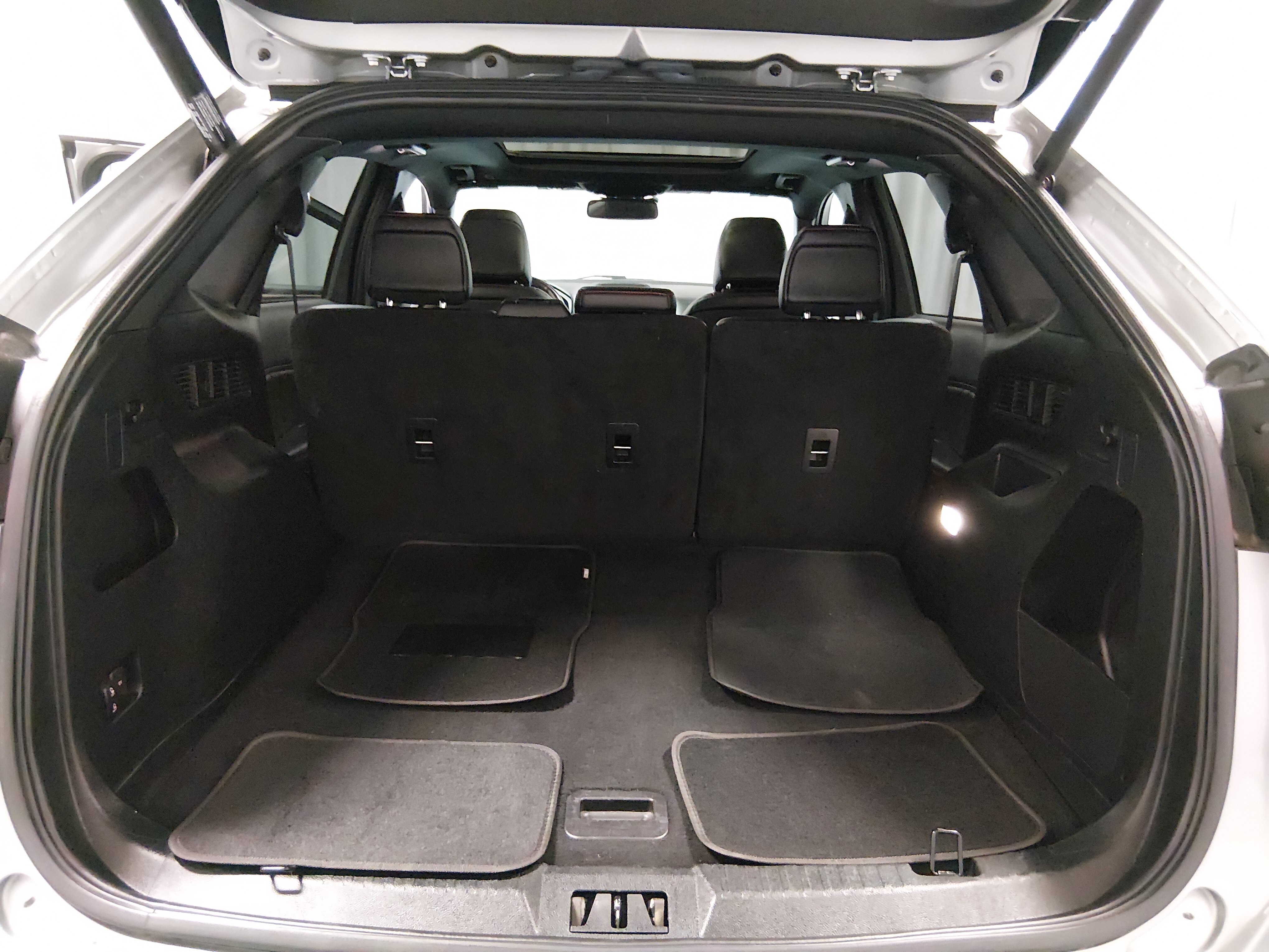 2022 Ford Edge ST-Line - Photo 11