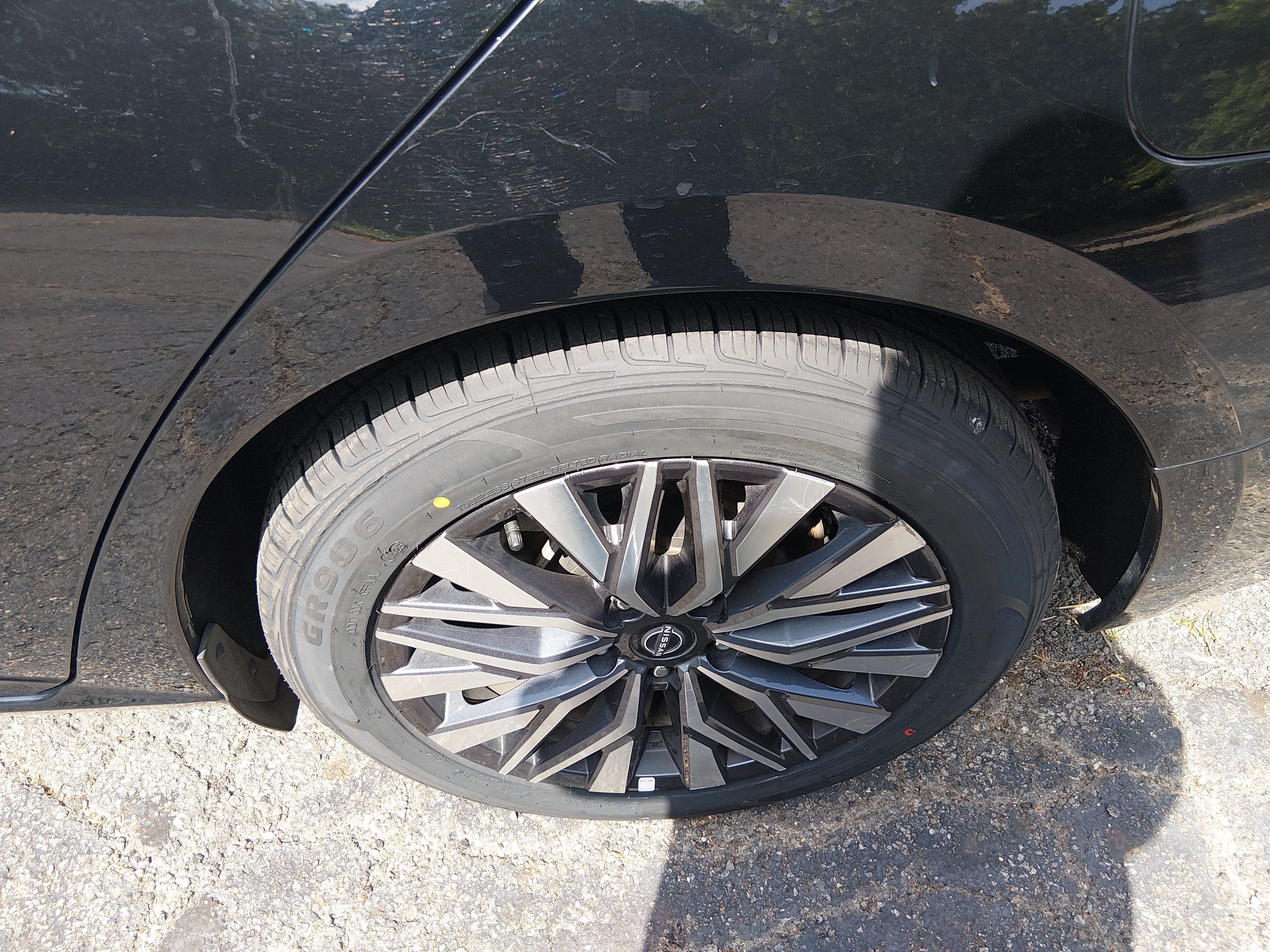 2025 Nissan Altima SV - Photo 10