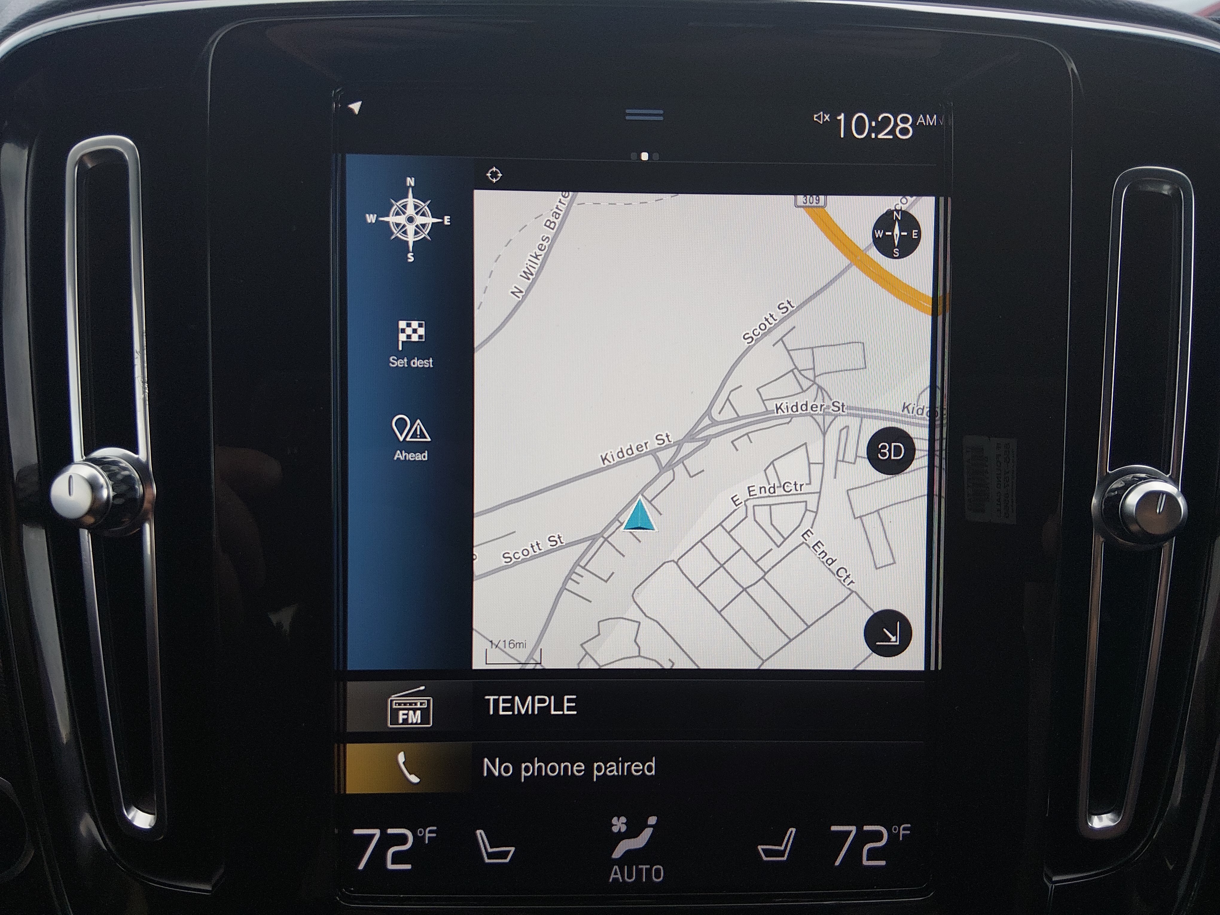 2021 Volvo XC40 R-Design - Photo 17