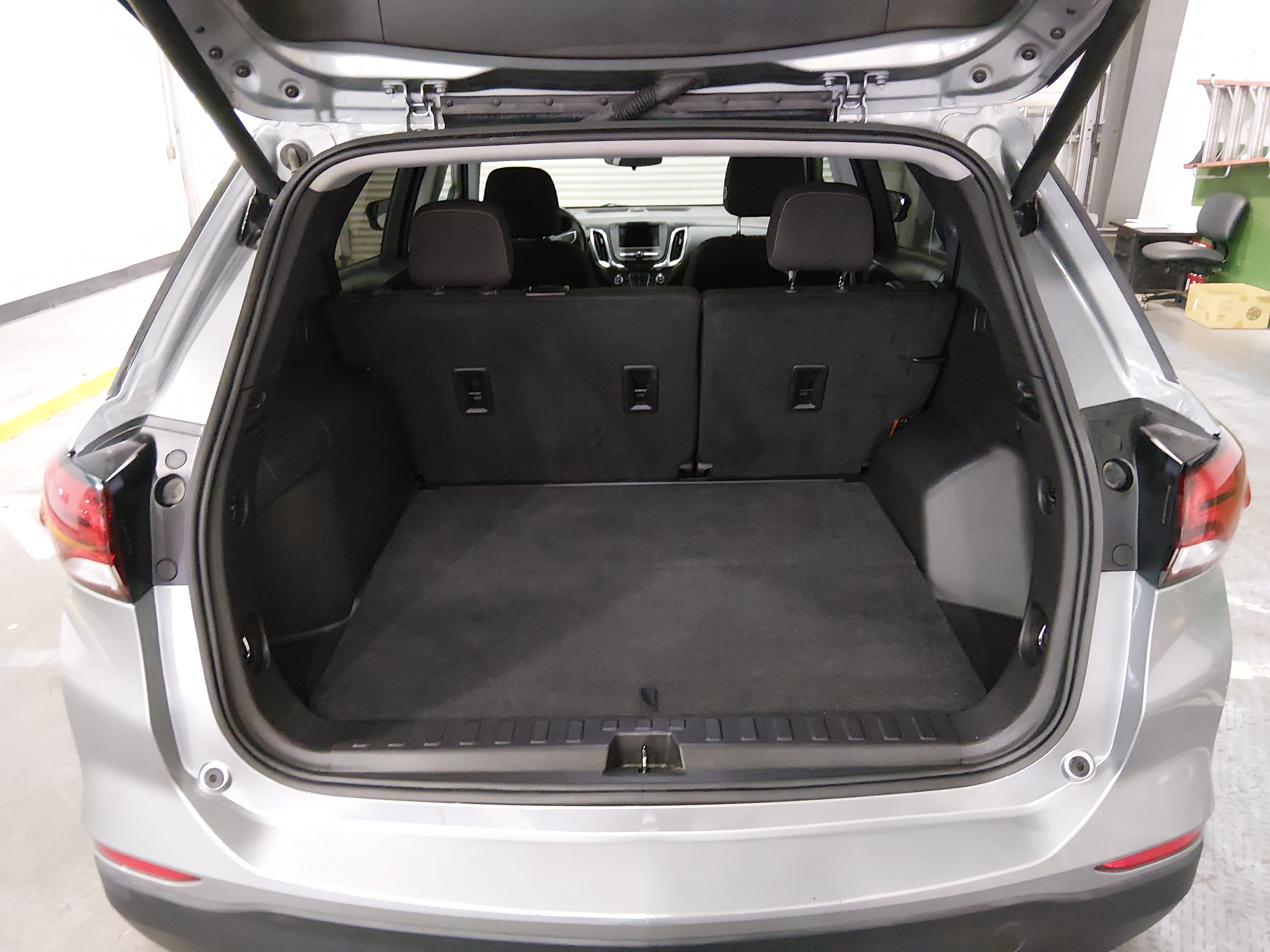 2024 Chevrolet Equinox LT - Photo 11