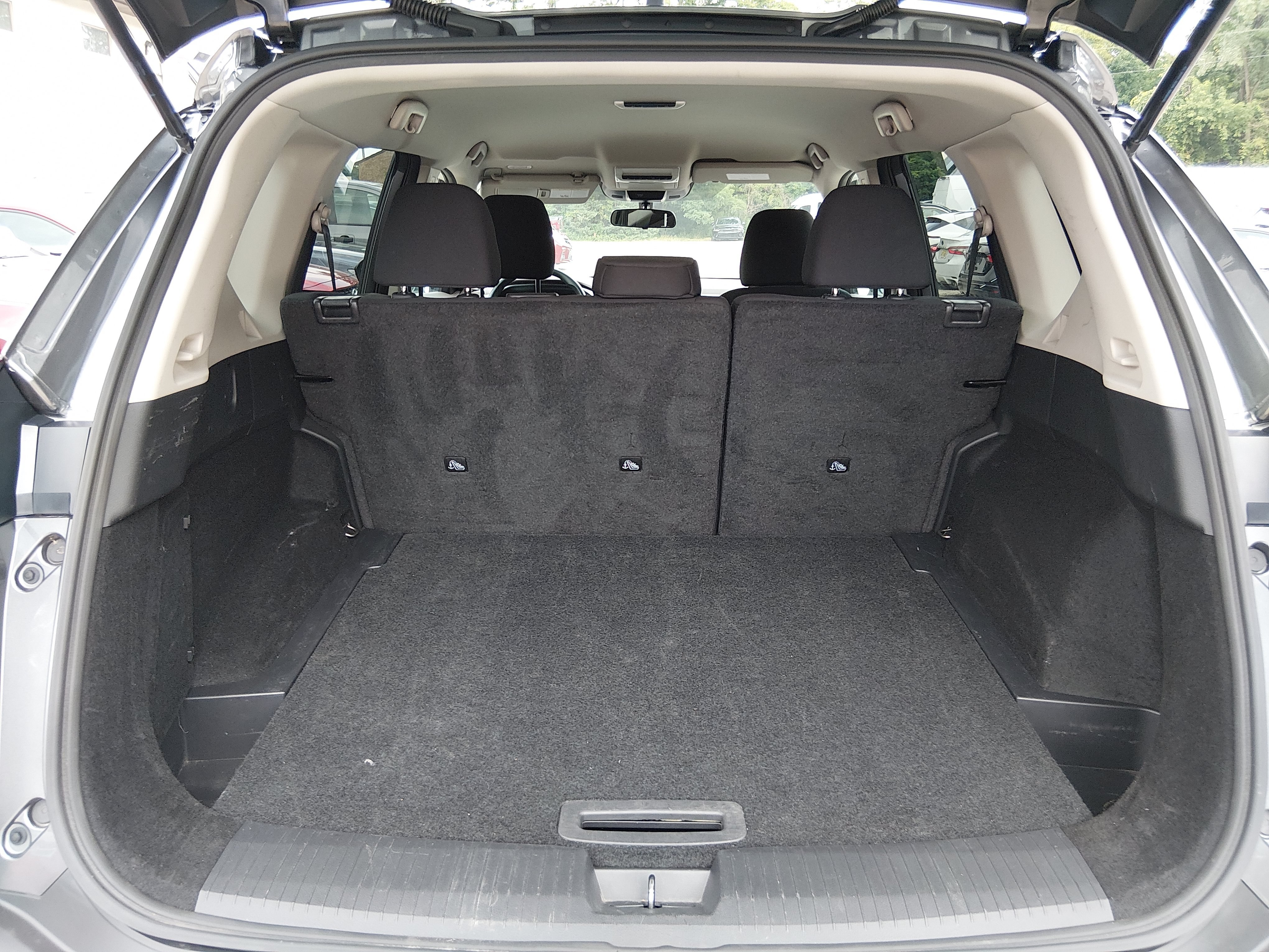 2023 Nissan Rogue S - Photo 11