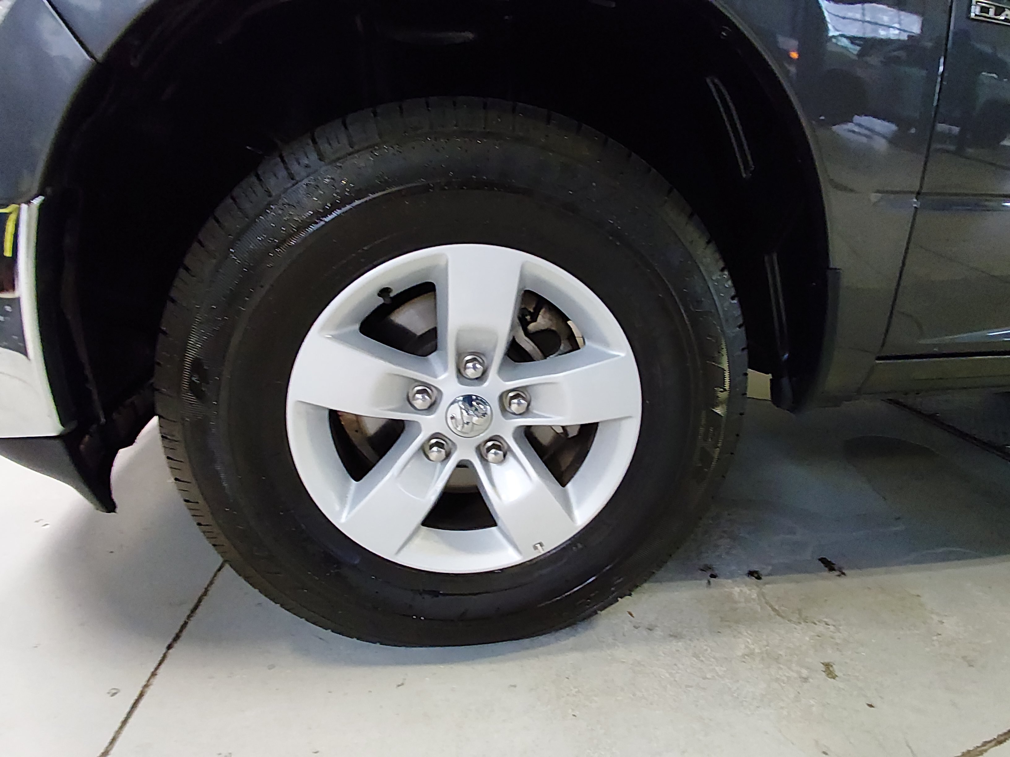 2024 RAM Ram 1500 Classic SLT - Photo 10