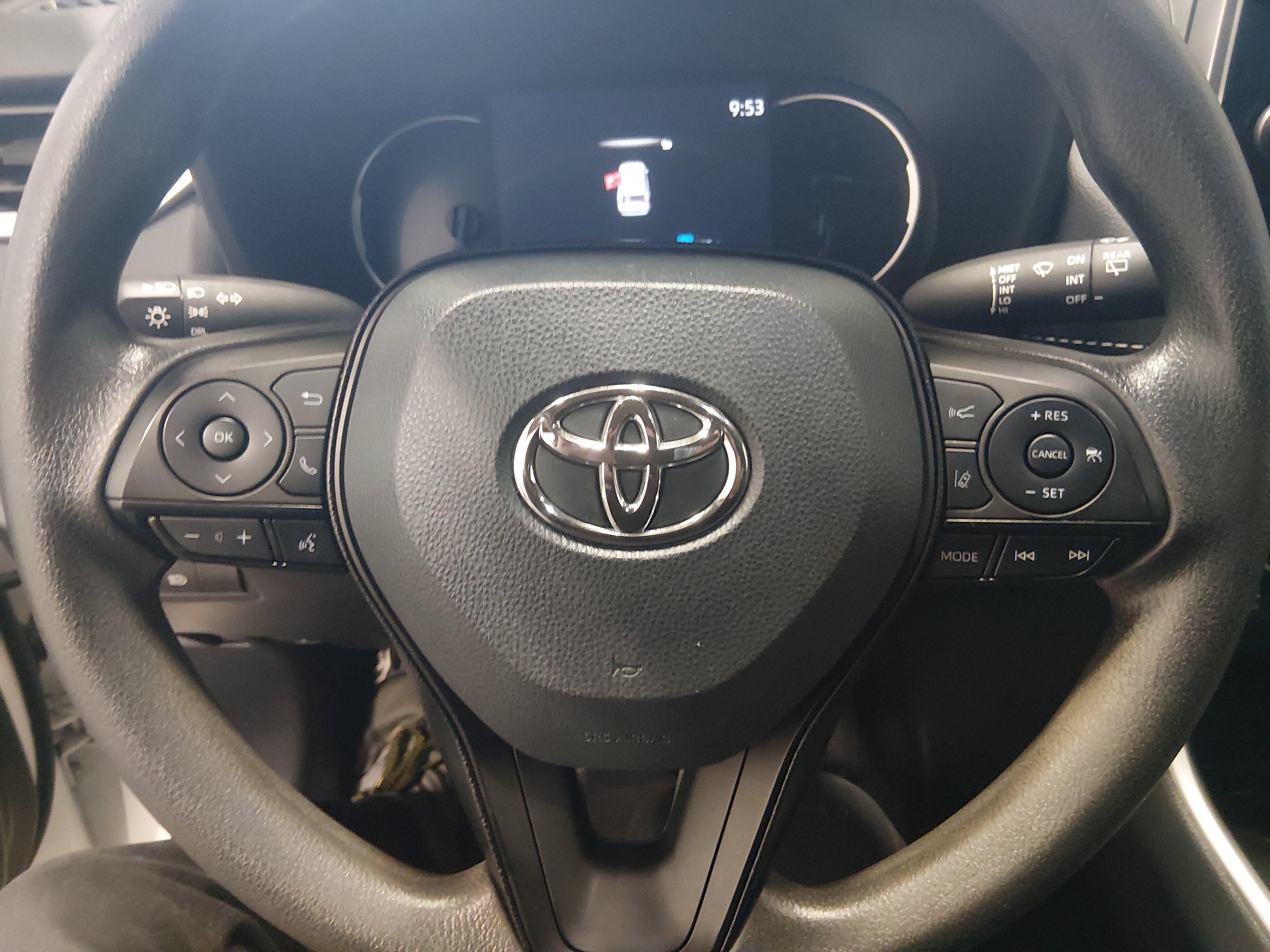 2025 Toyota RAV4 LE - Photo 12