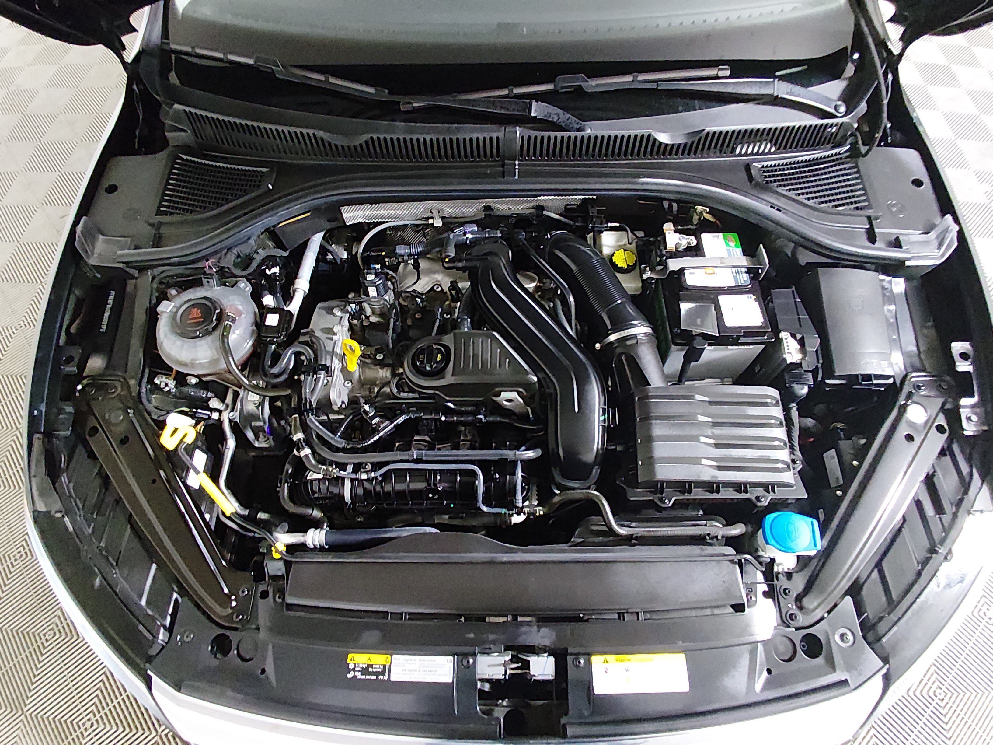2024 Volkswagen Jetta SE - Photo 9
