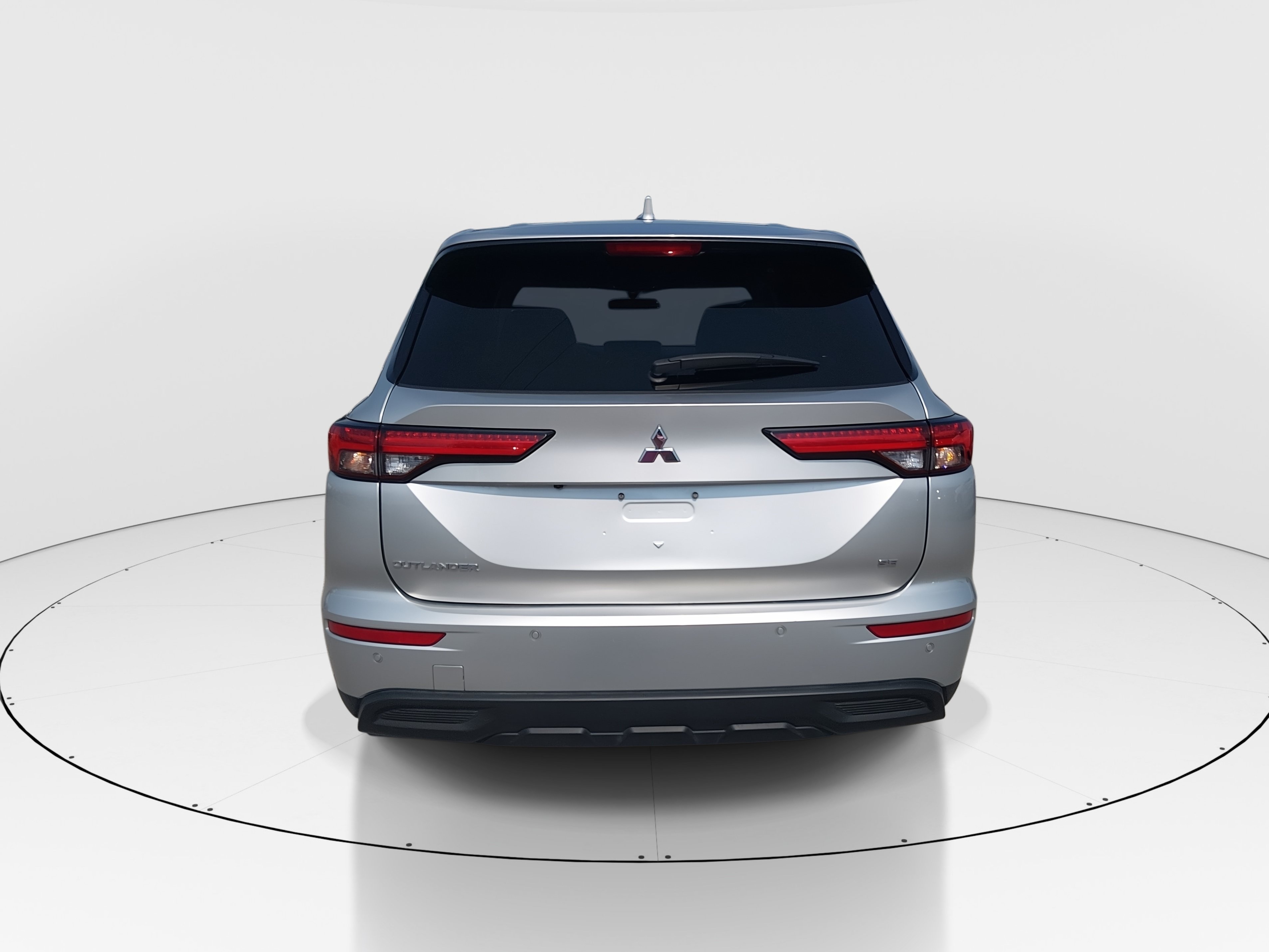 2024 Mitsubishi Outlander SE - Photo 6