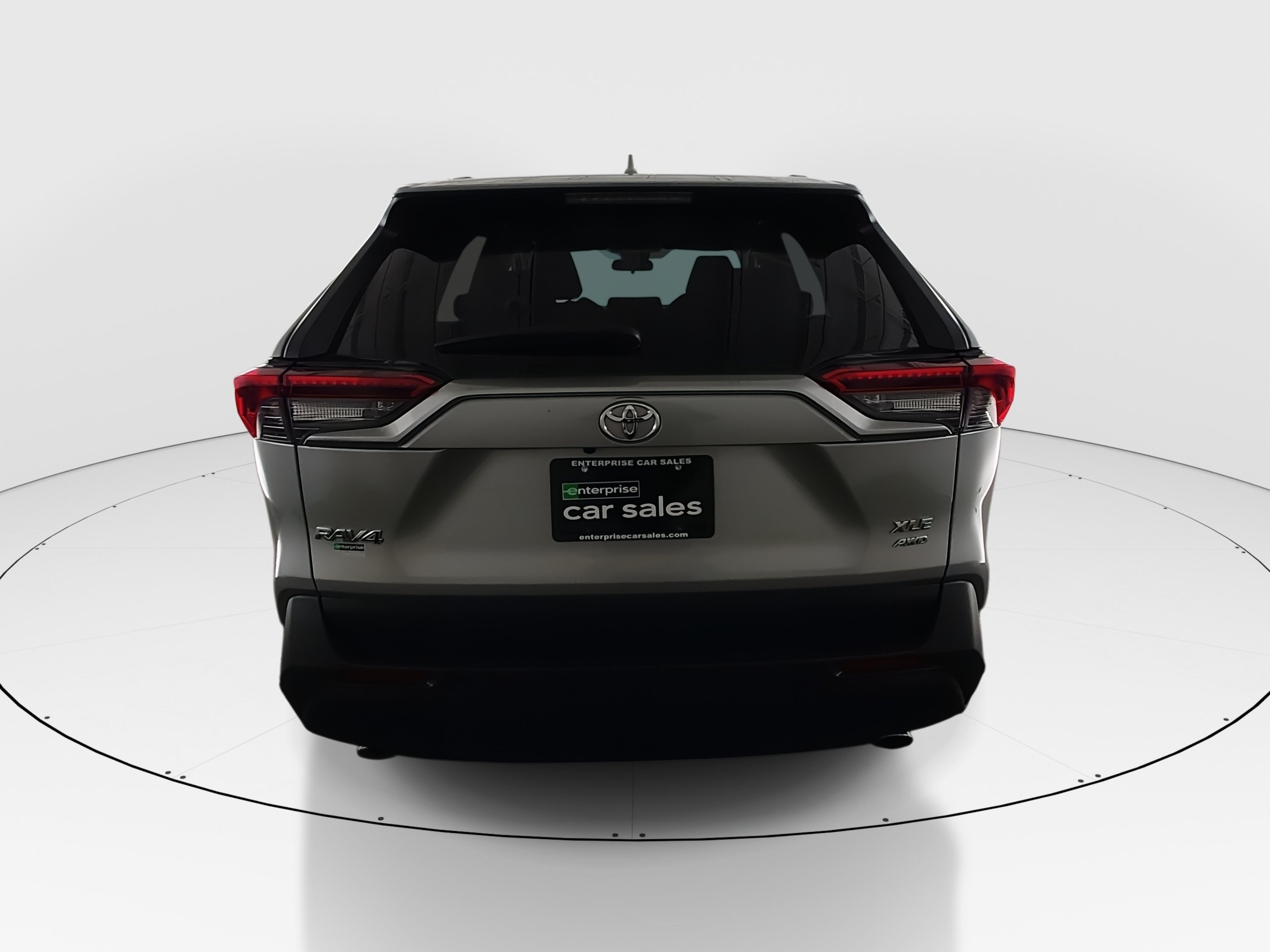 2024 Toyota RAV4 XLE - Photo 6