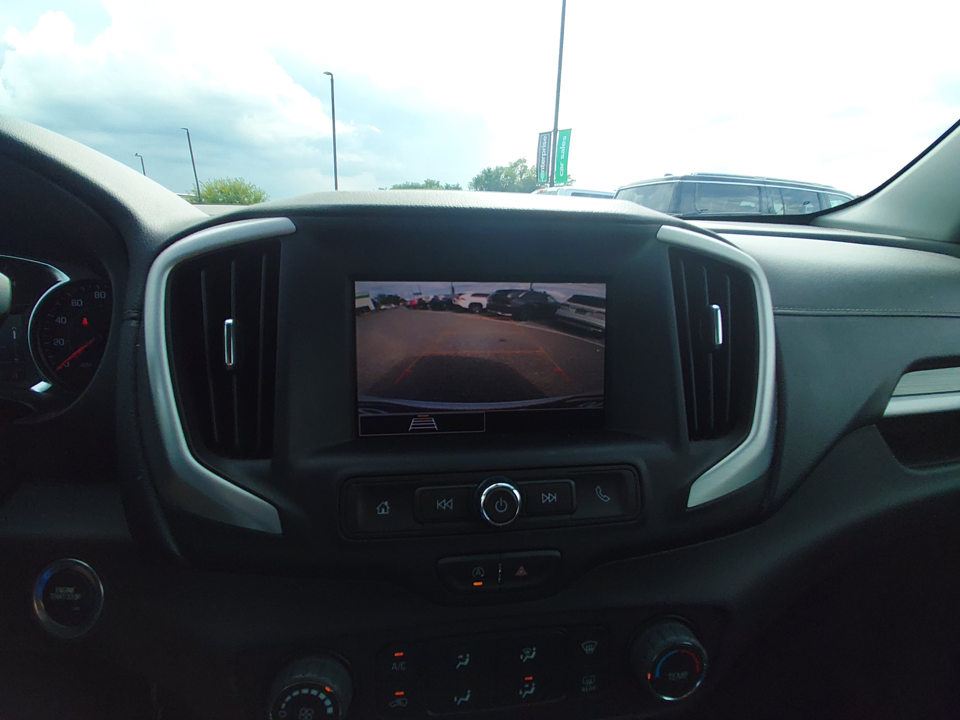2024 GMC Terrain SLE - Photo 16