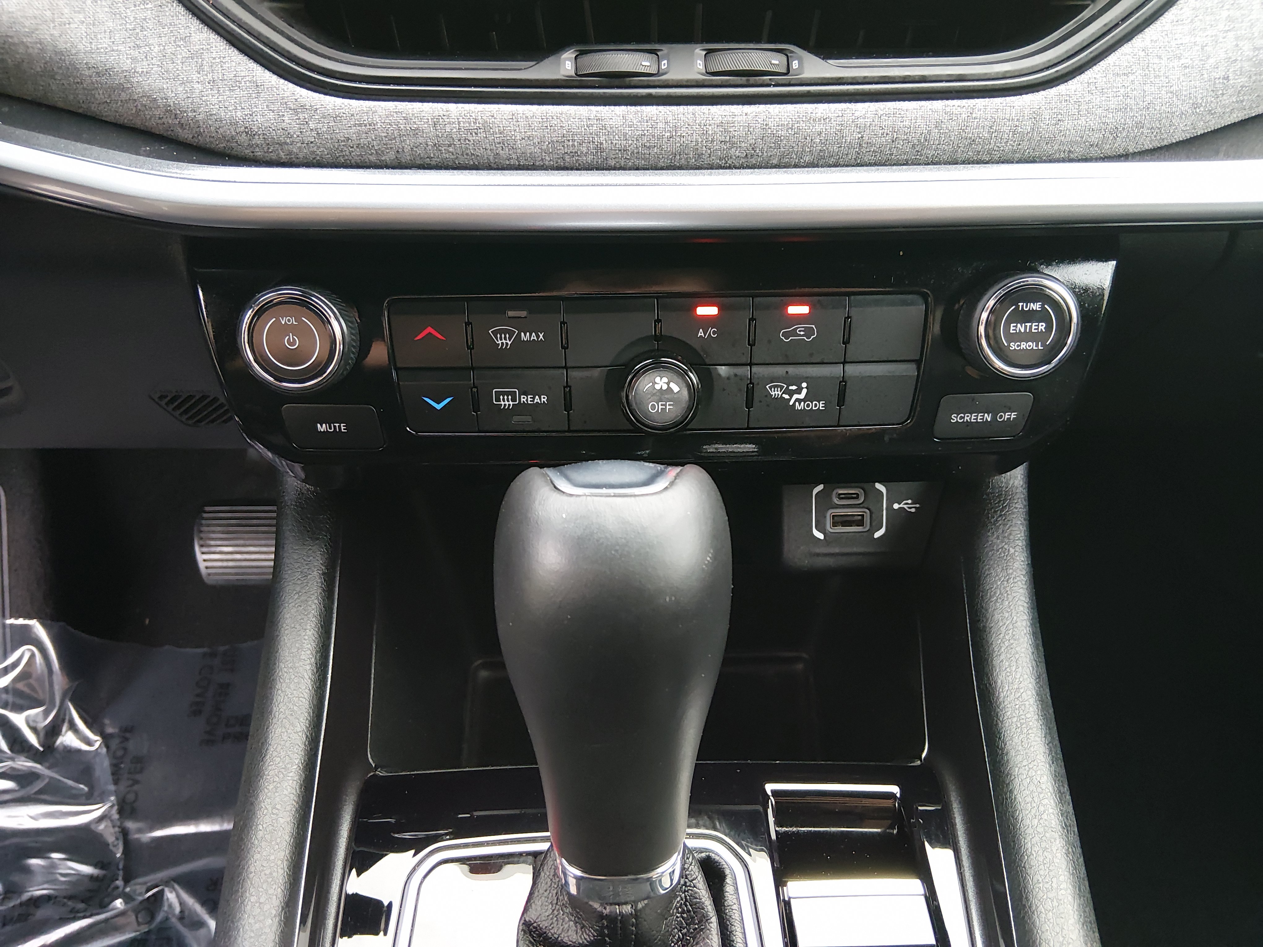 2024 Jeep Compass Latitude - Photo 20