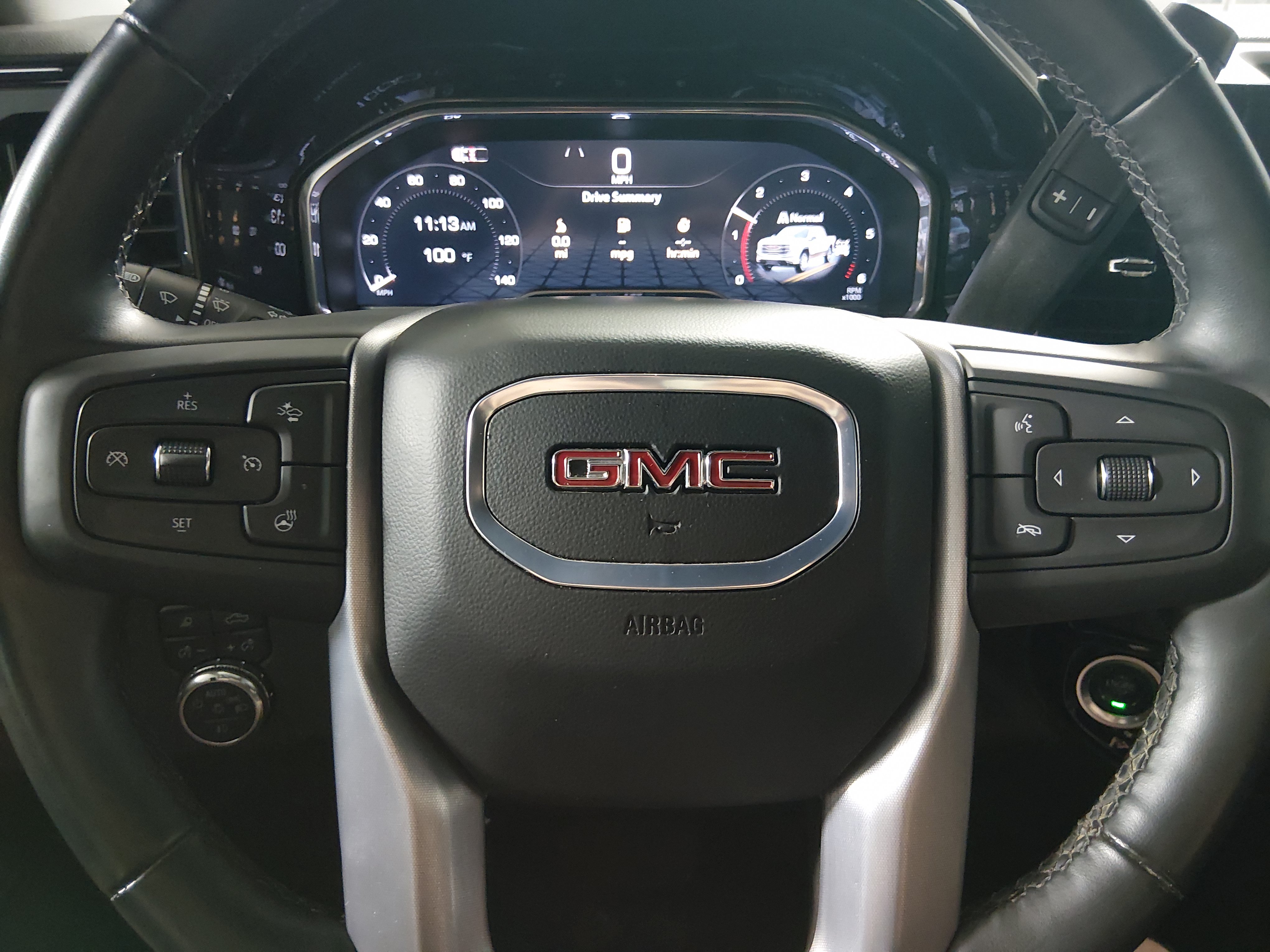 2025 GMC Sierra 1500 SLT - Photo 12