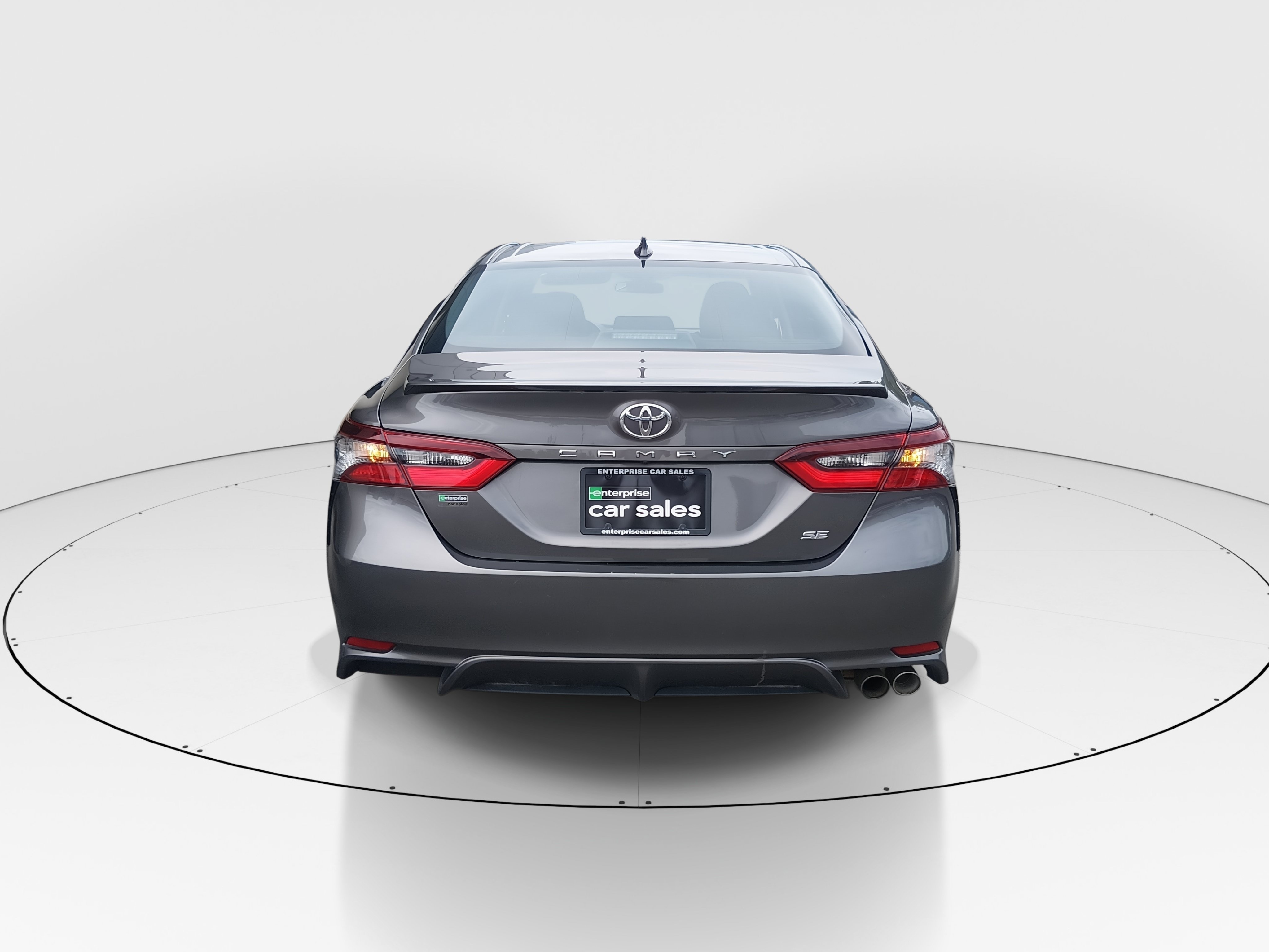 2024 Toyota Camry SE - Photo 6