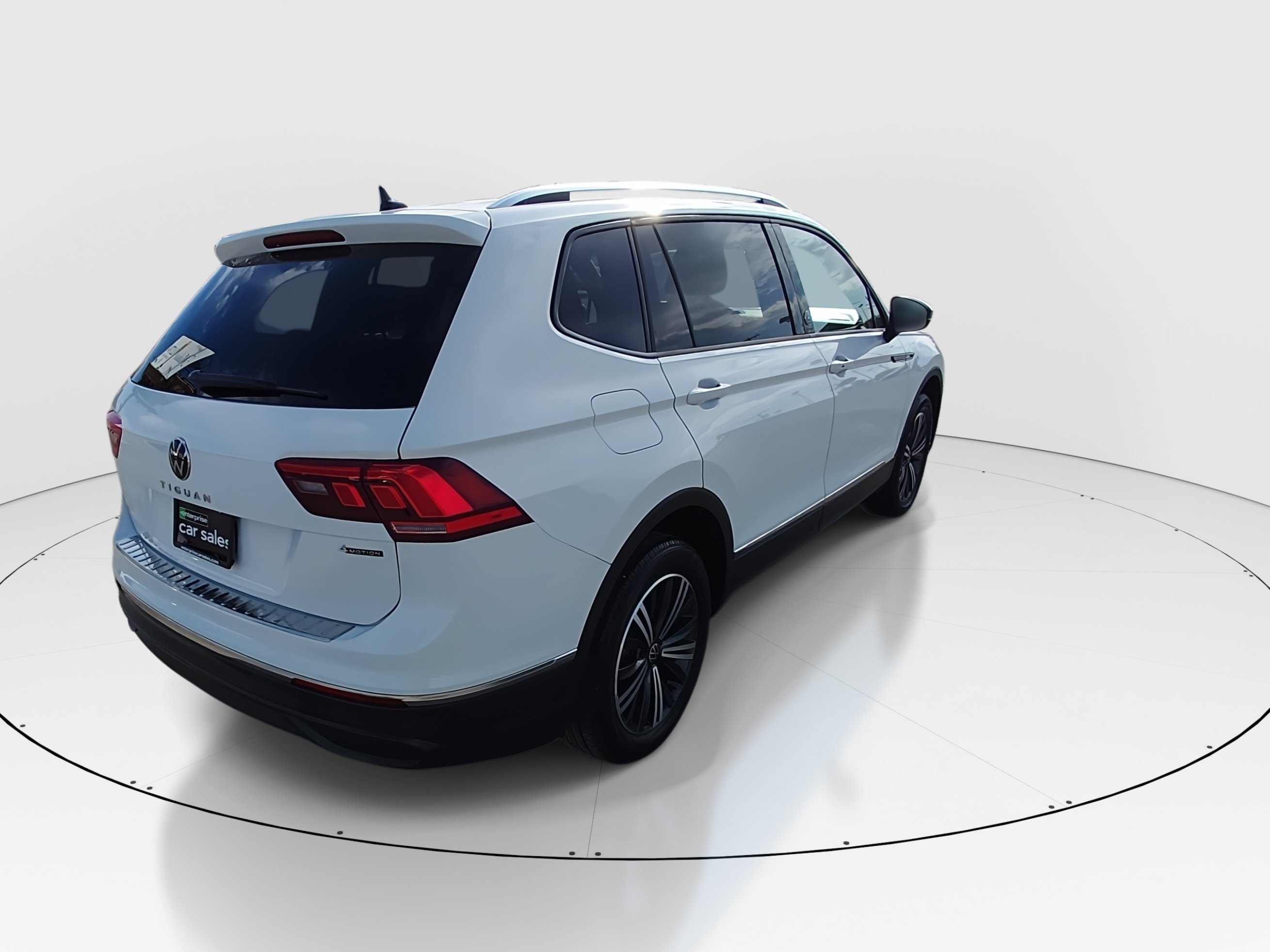 2024 Volkswagen Tiguan Wolfsburg Edition - Photo 7