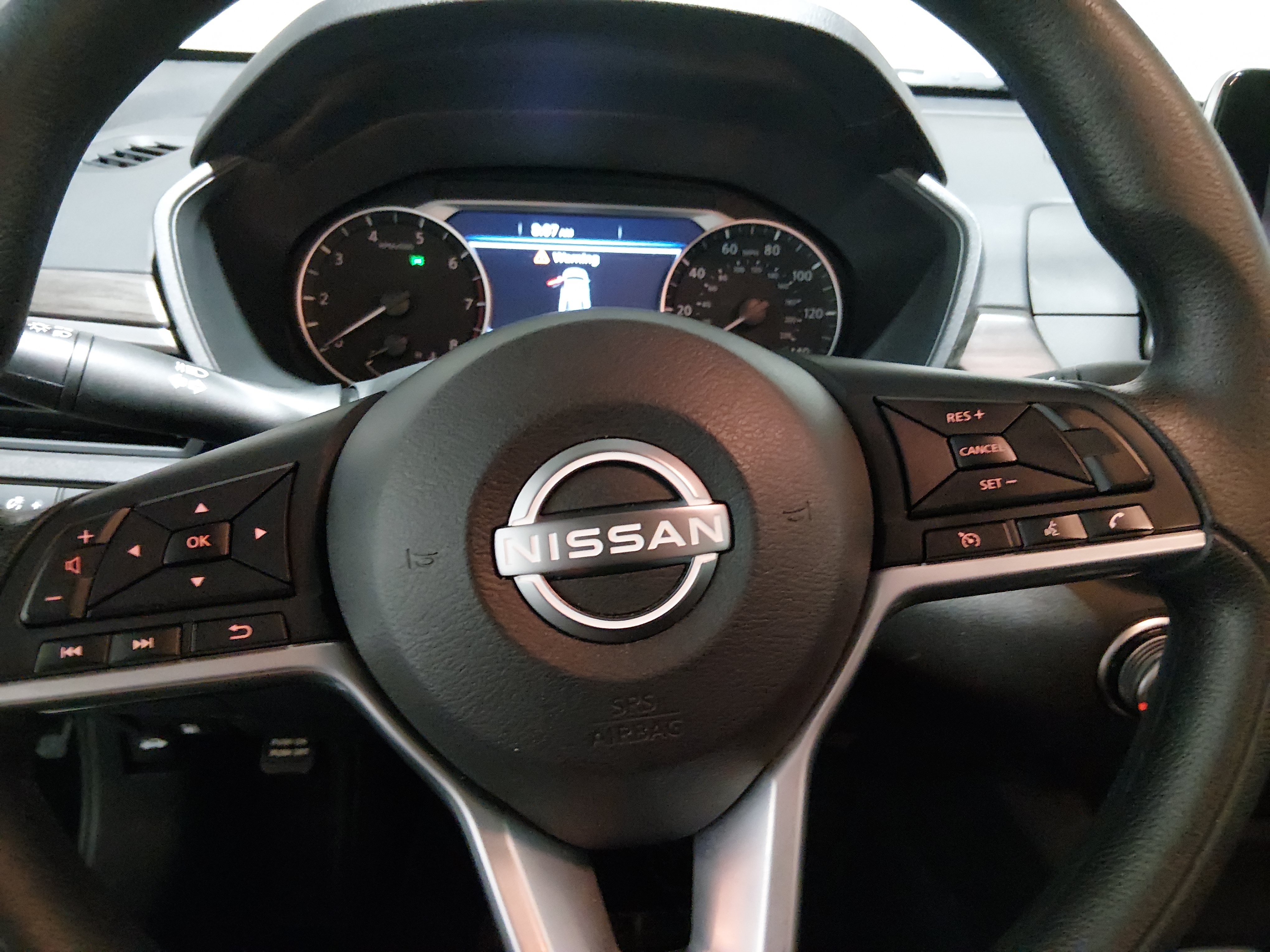 2025 Nissan Altima SV - Photo 12