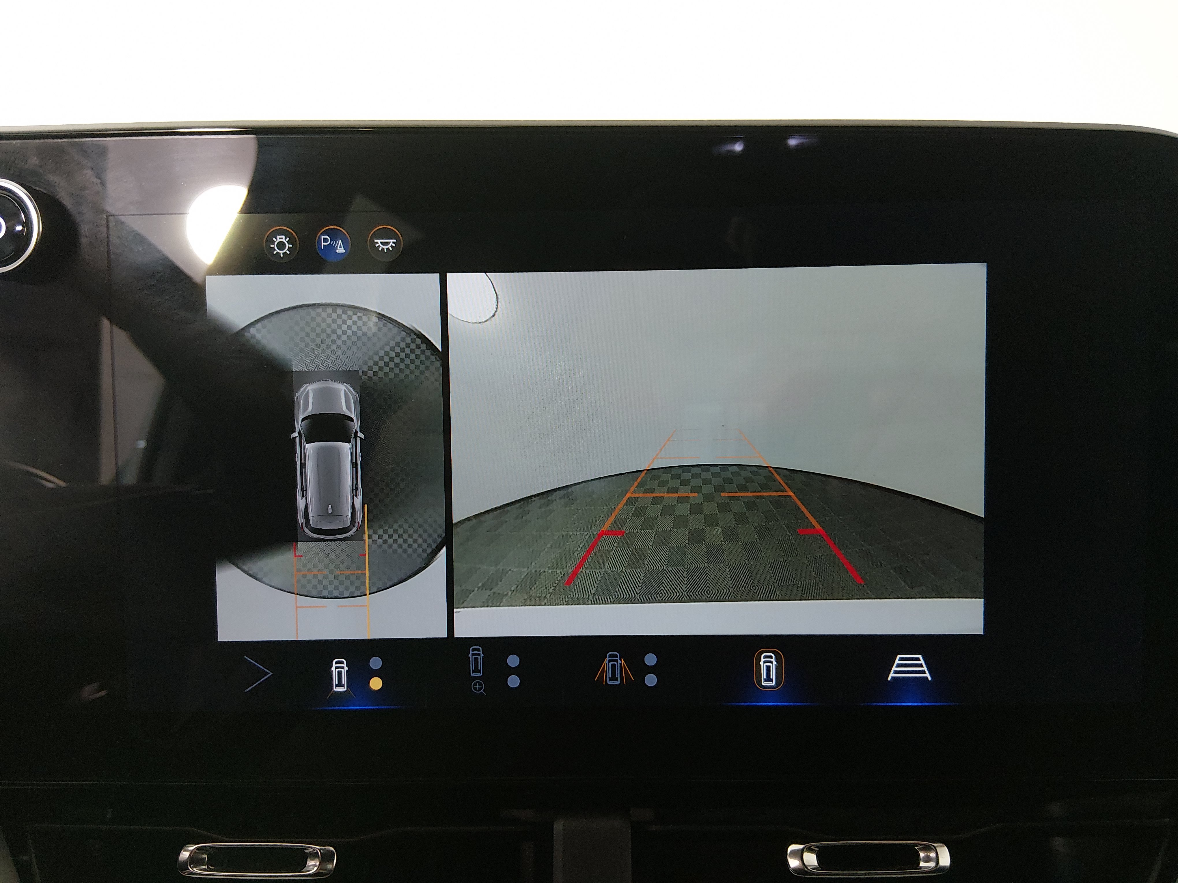 2025 Chevrolet Equinox LT - Photo 16