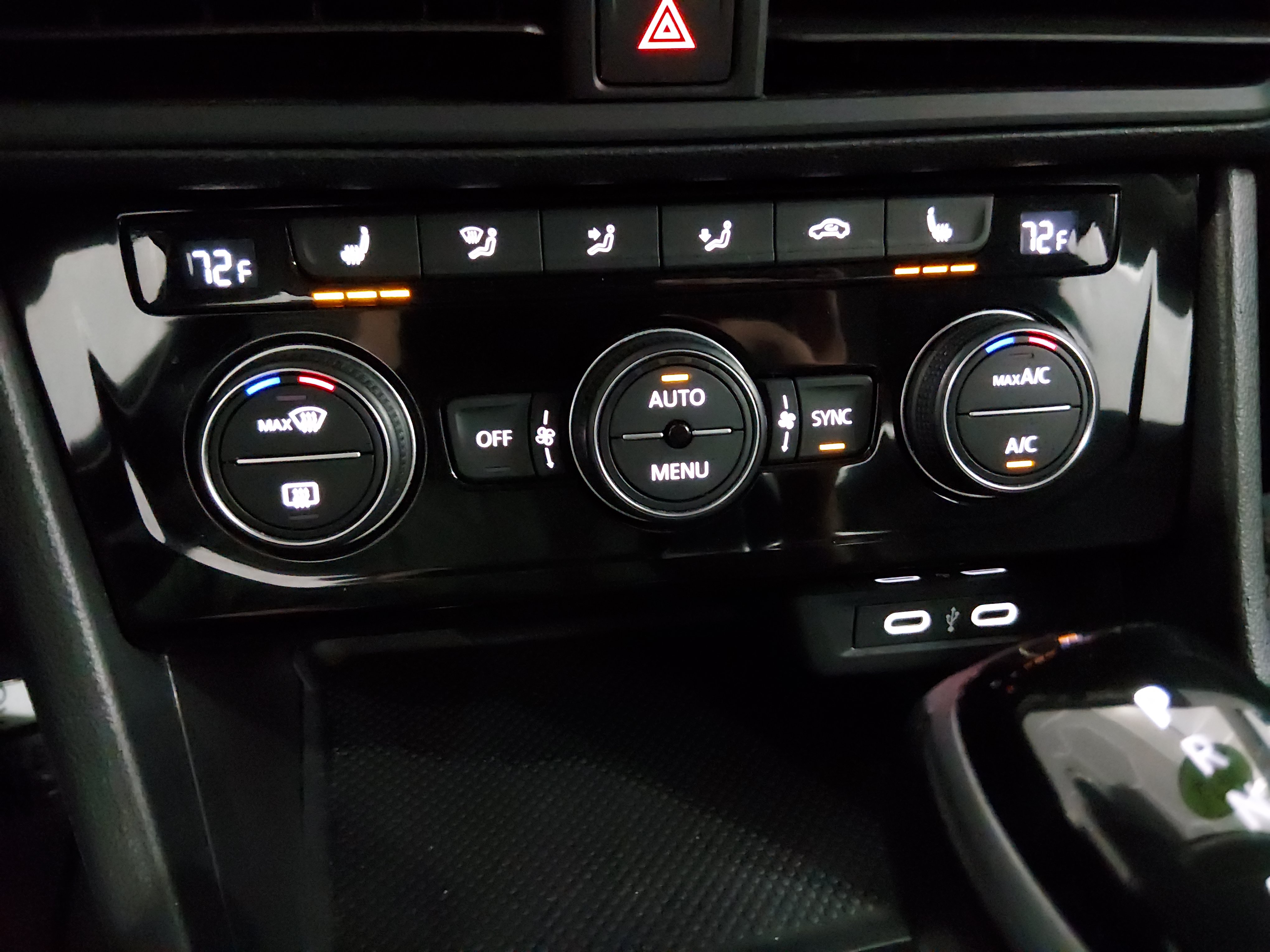2024 Volkswagen Jetta SE - Photo 17
