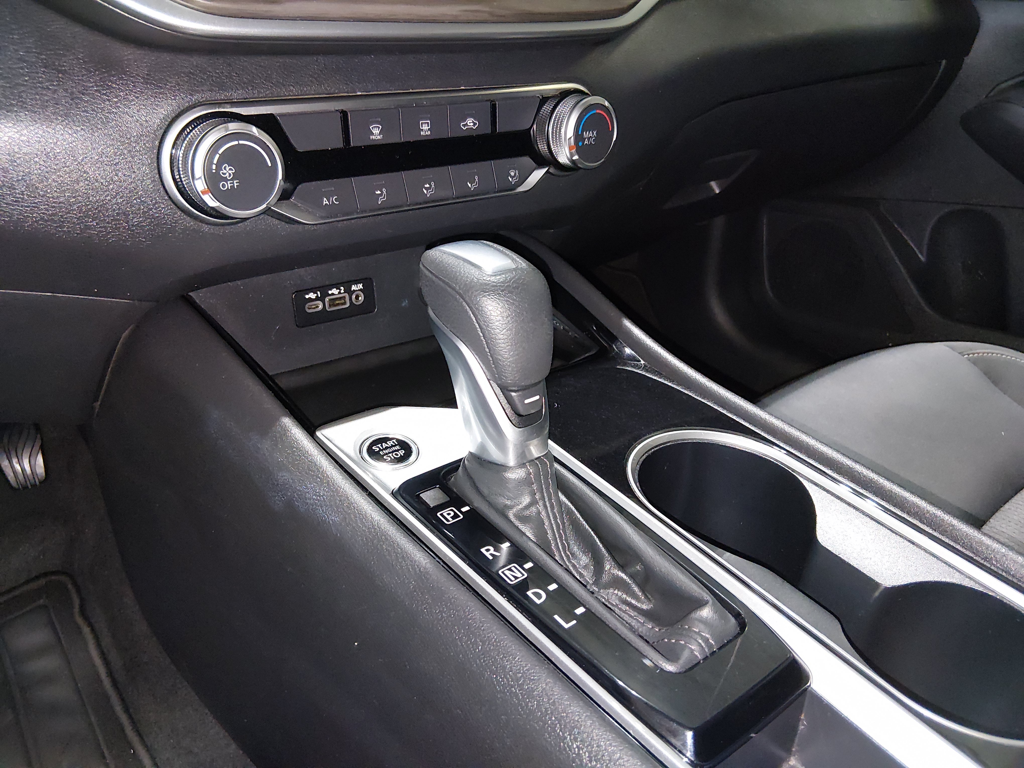 2024 Nissan Altima SV - Photo 16