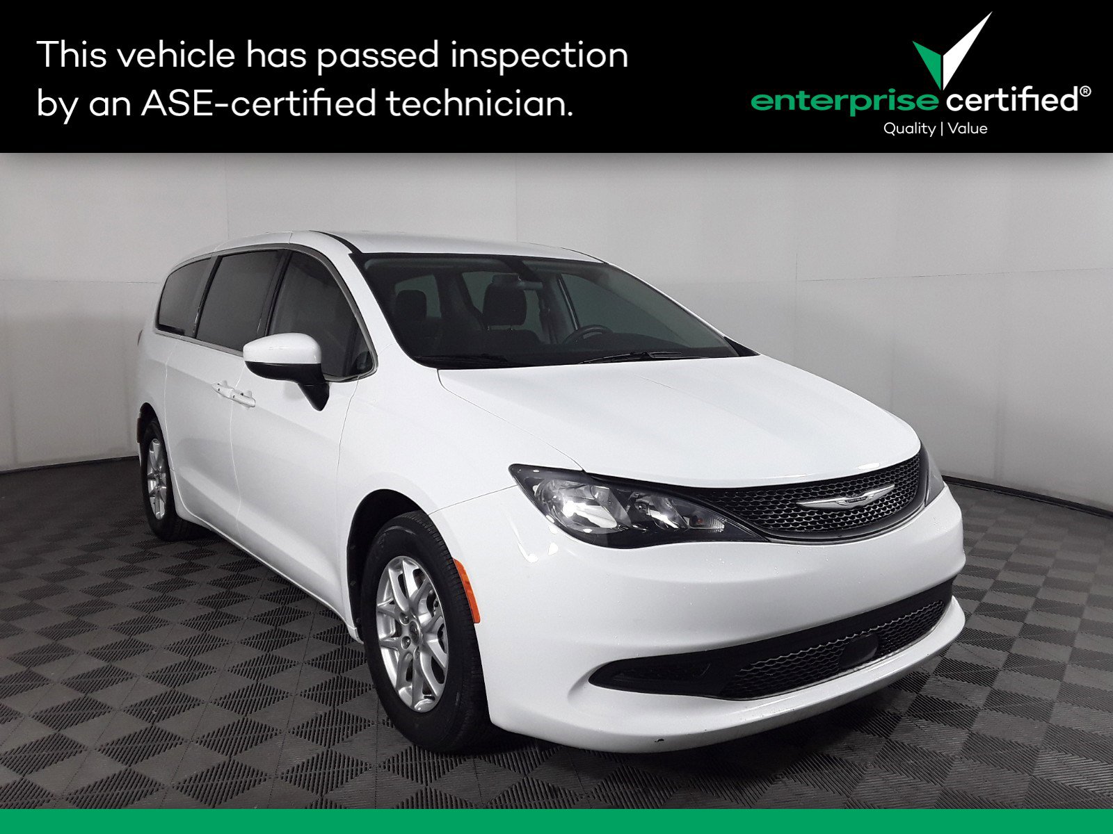 2022 Chrysler Voyager