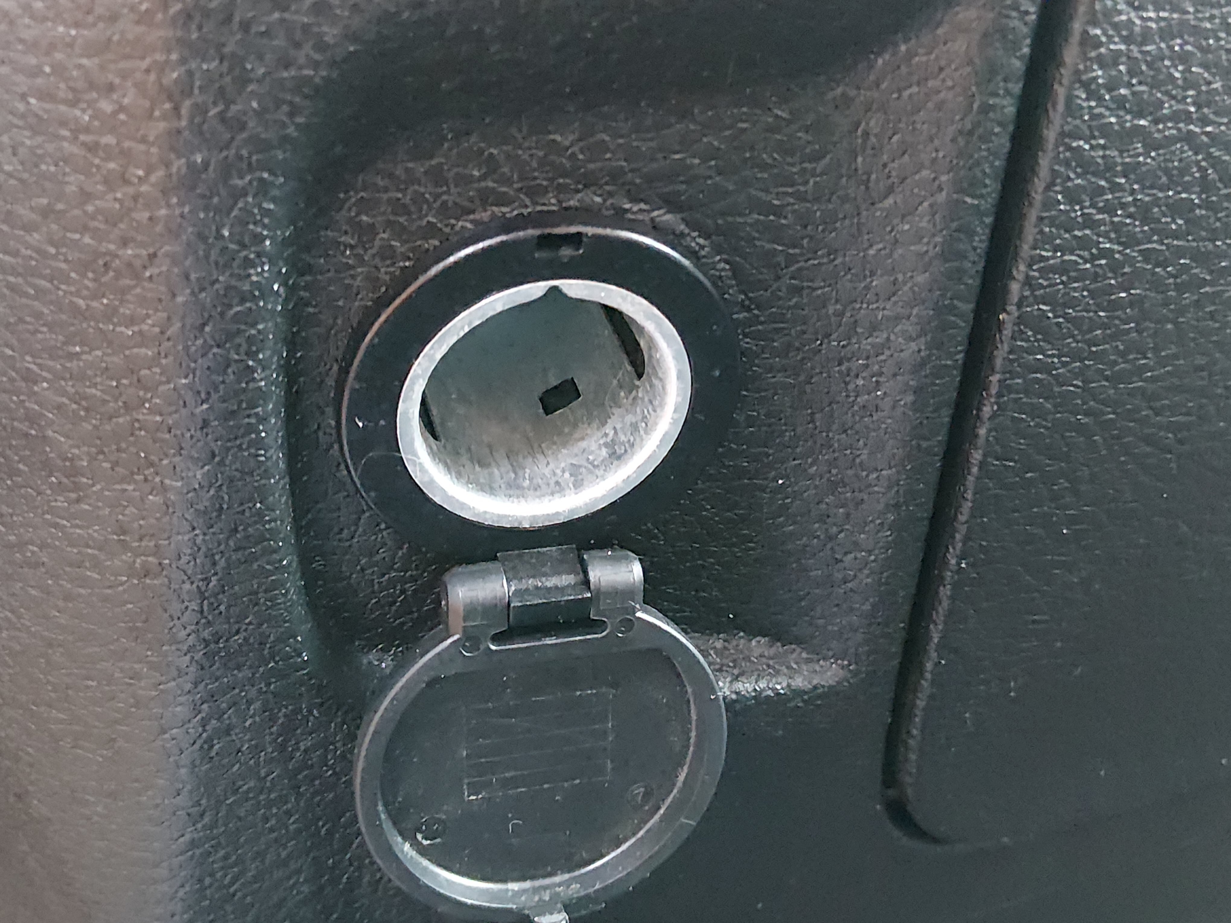2024 RAM Ram 1500 Classic SLT - Photo 20