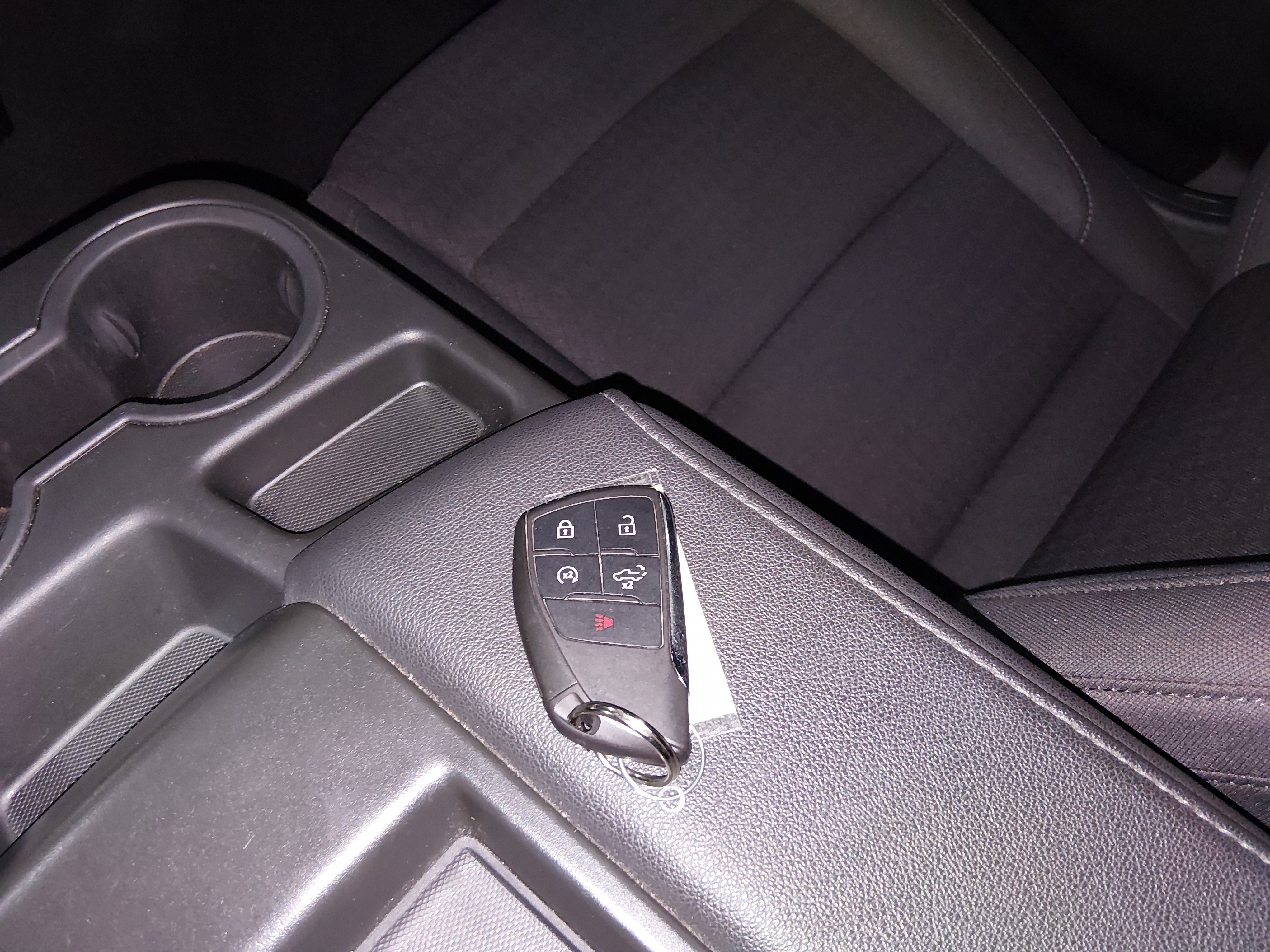2025 Chevrolet Silverado 1500 LT - Photo 15