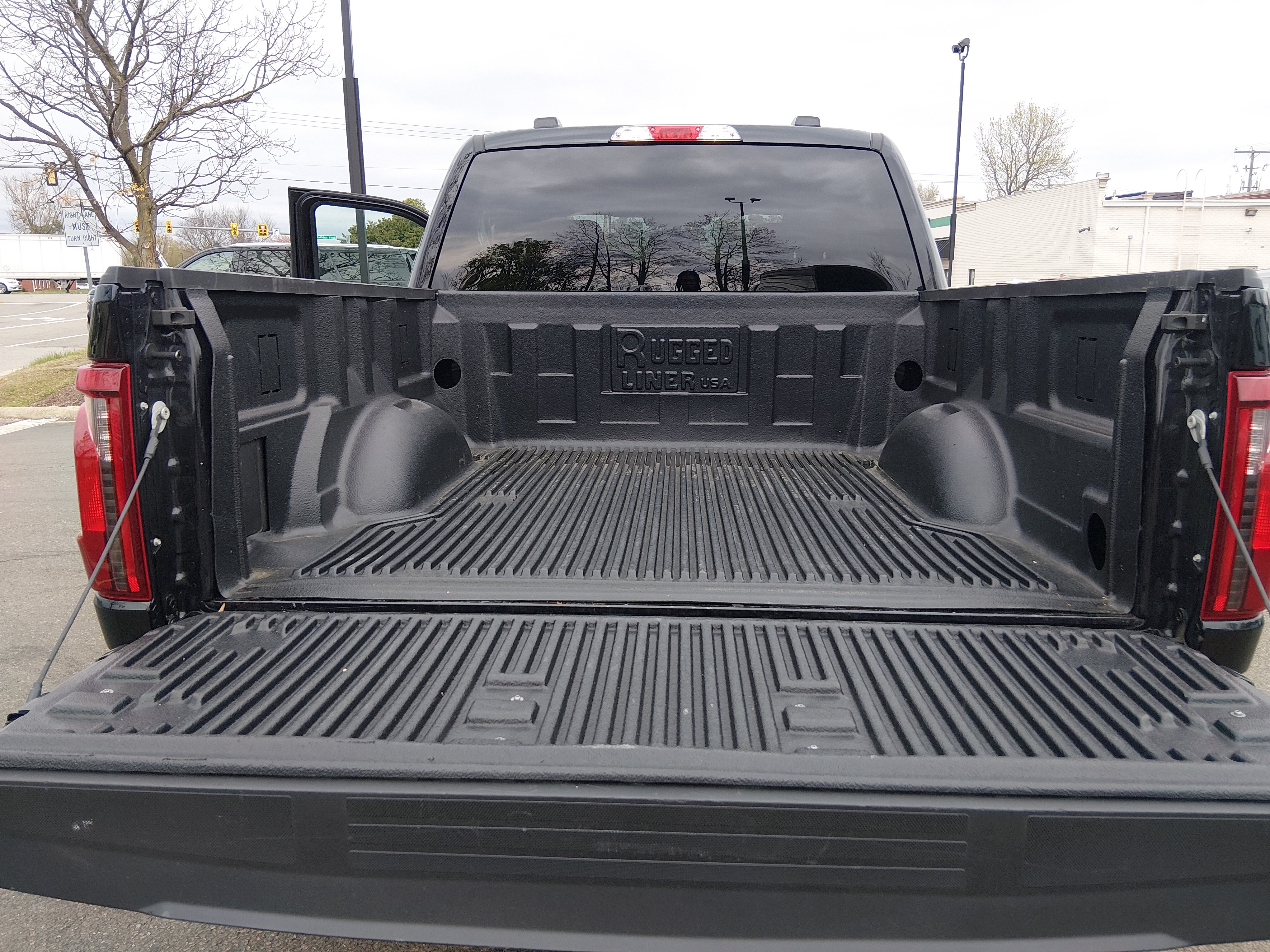 2025 Ford F-150 XLT - Photo 11