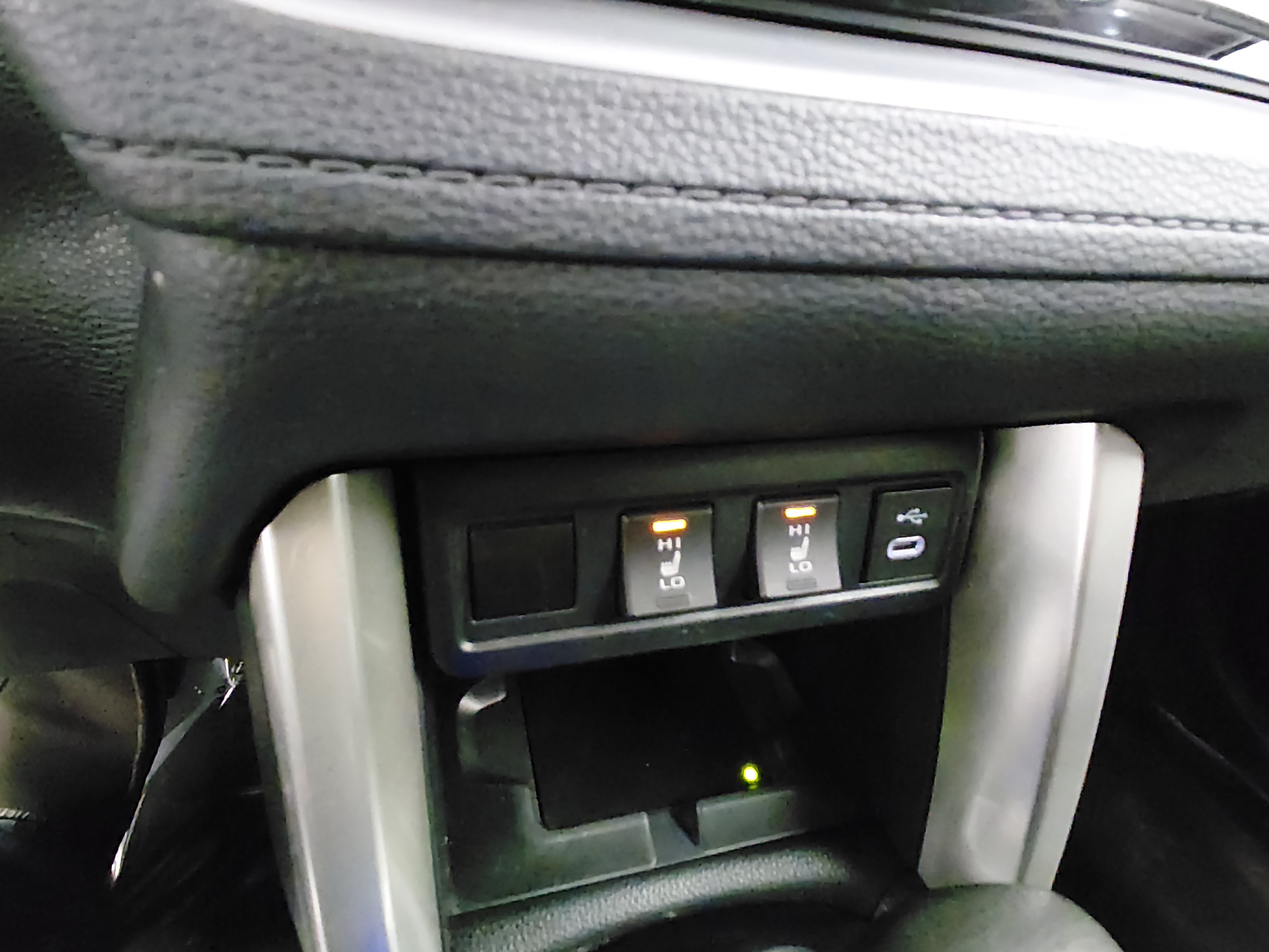 2024 Toyota Corolla Cross XLE - Photo 17