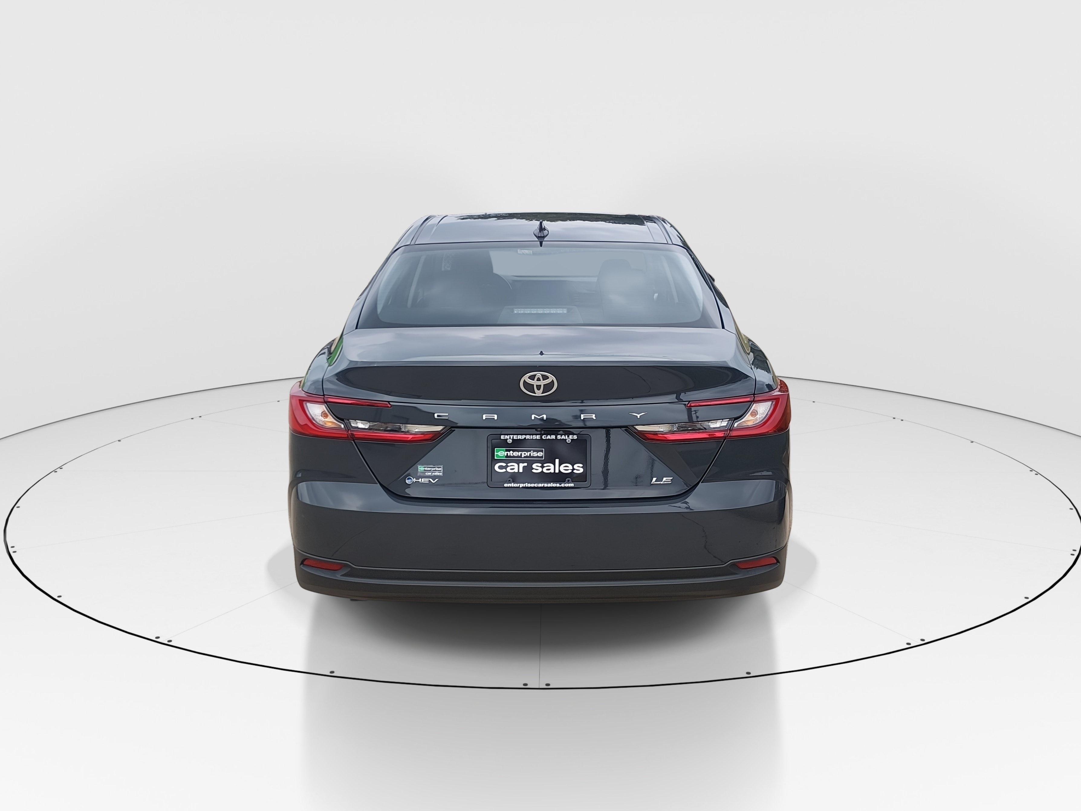 2025 Toyota Camry LE - Photo 6