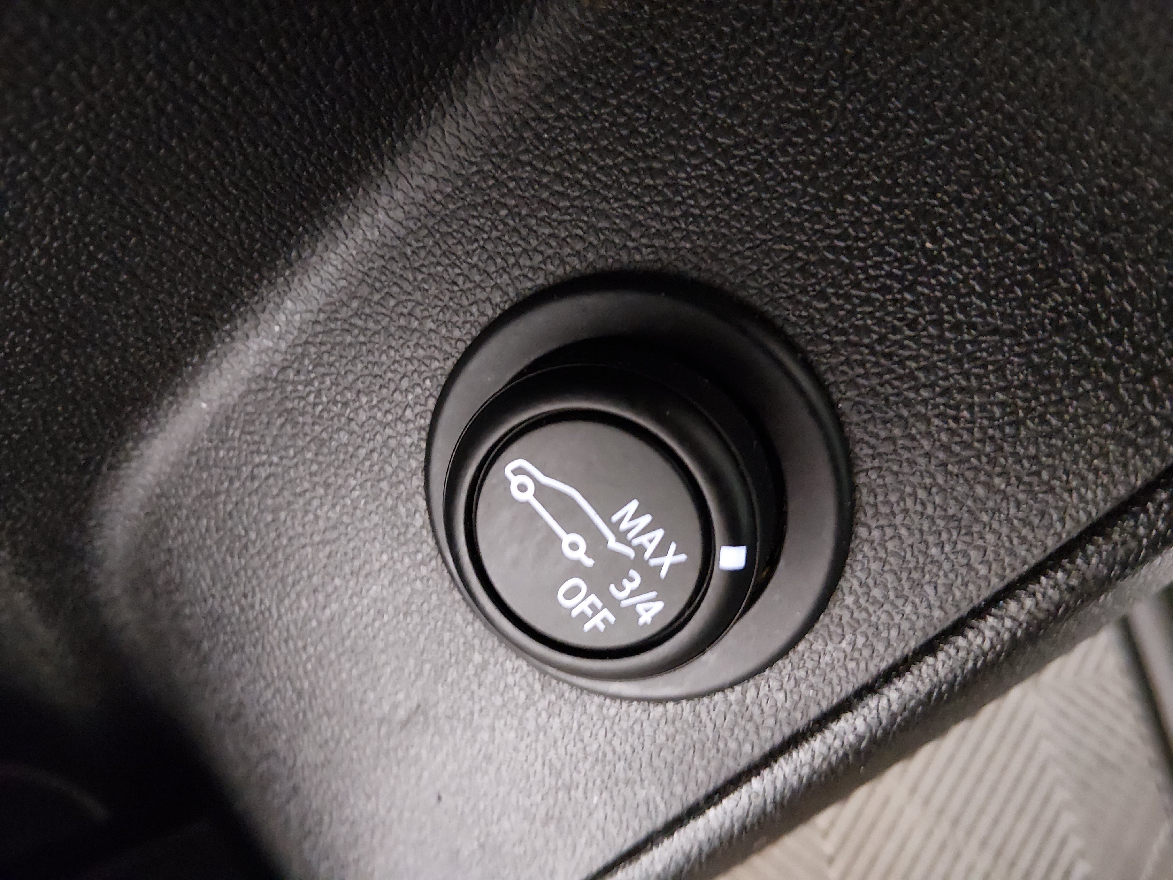 2024 Chevrolet Equinox LT - Photo 20