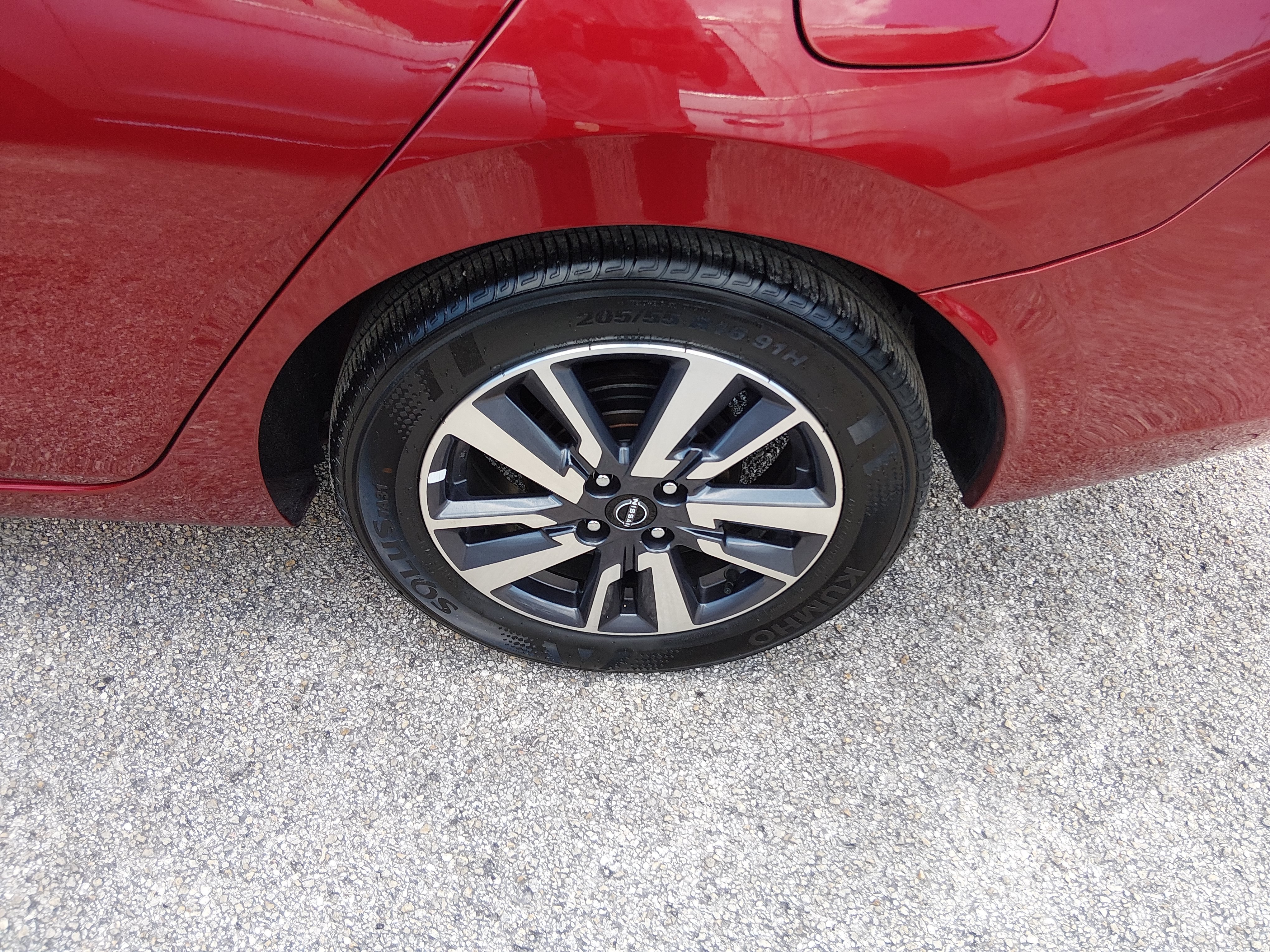 2025 Nissan Versa Sedan SV - Photo 10