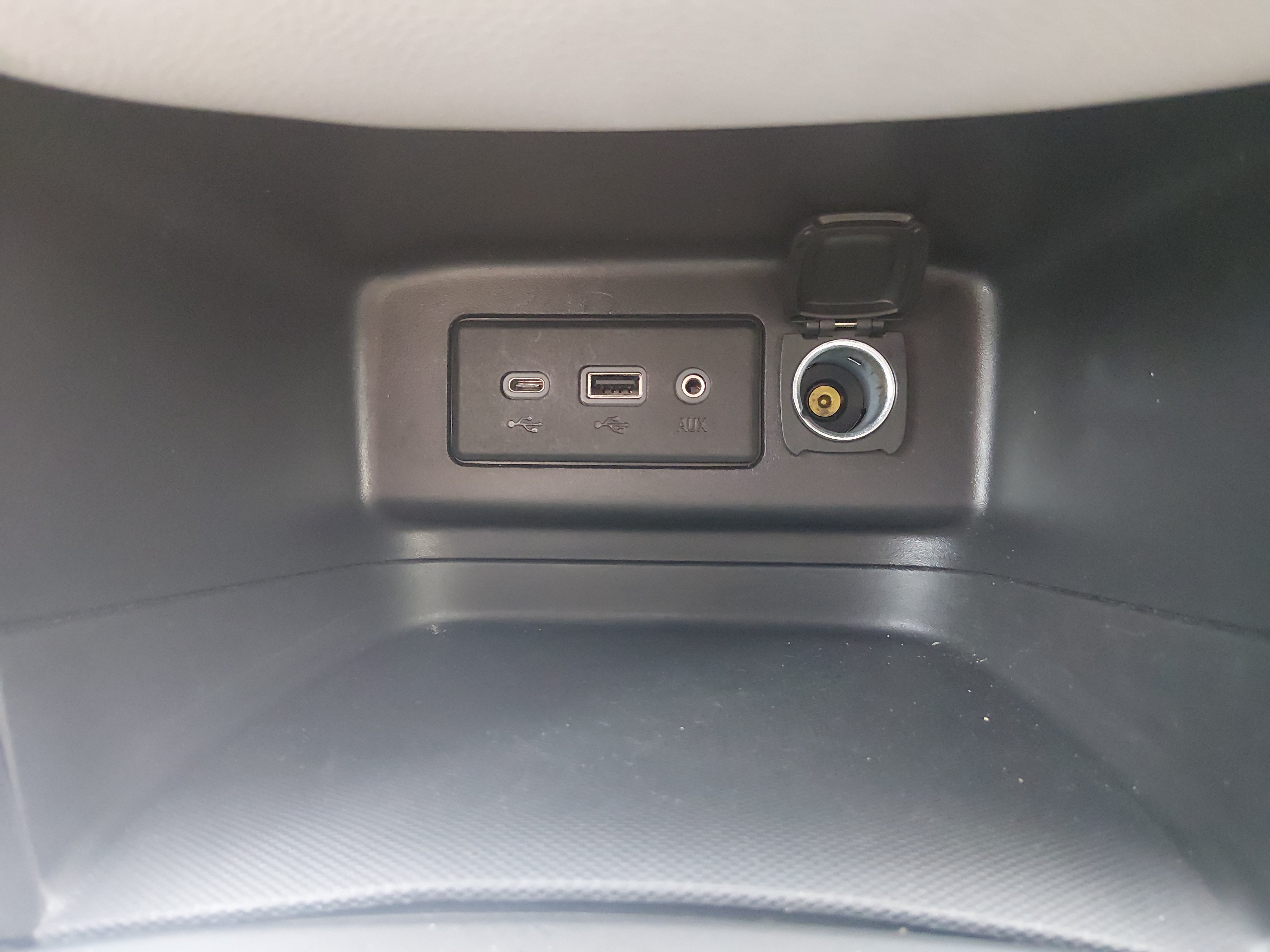 2024 Chevrolet Equinox LT - Photo 19