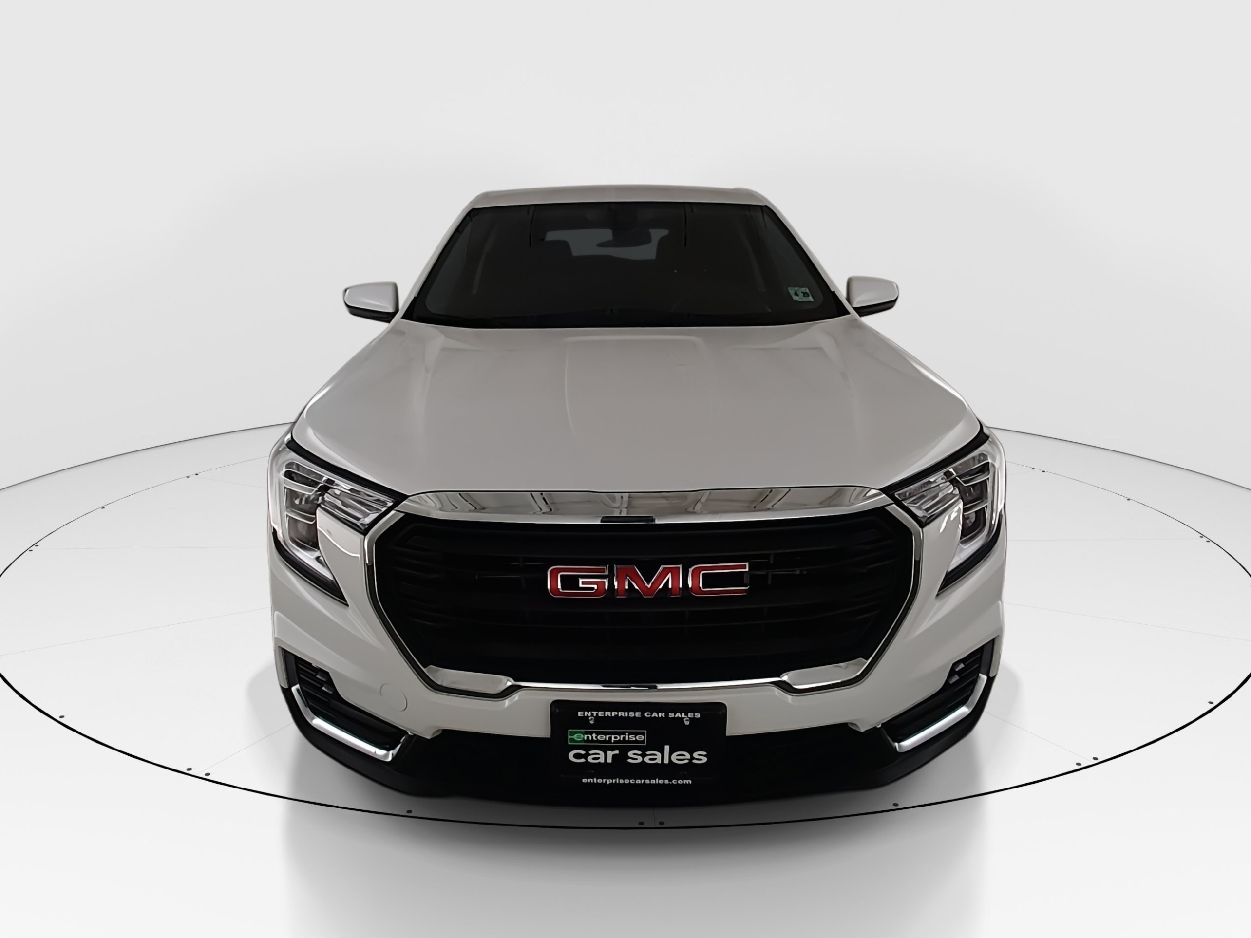 2024 GMC Terrain SLE - Photo 2