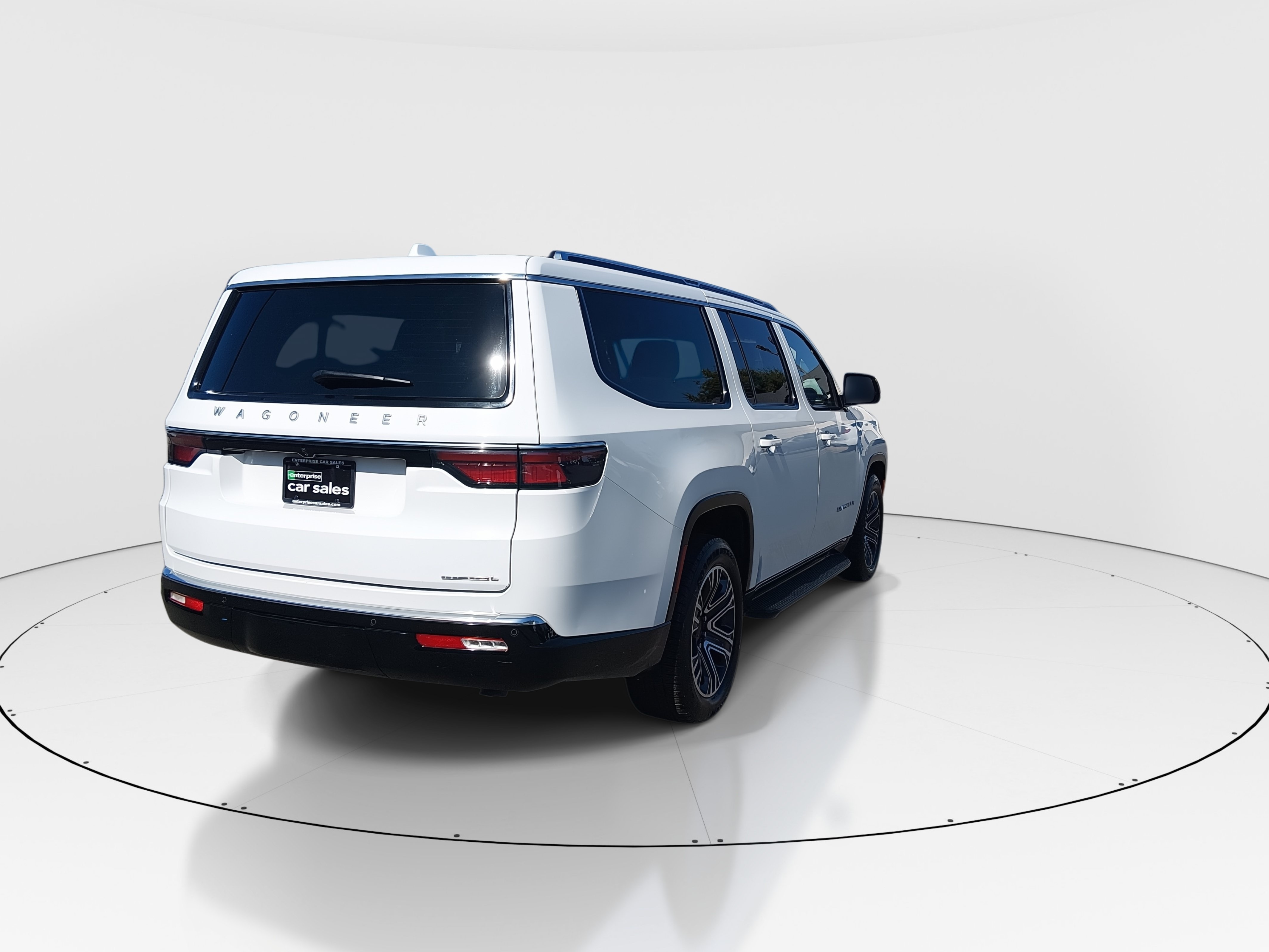 2023 Jeep Wagoneer L Series II - Photo 7