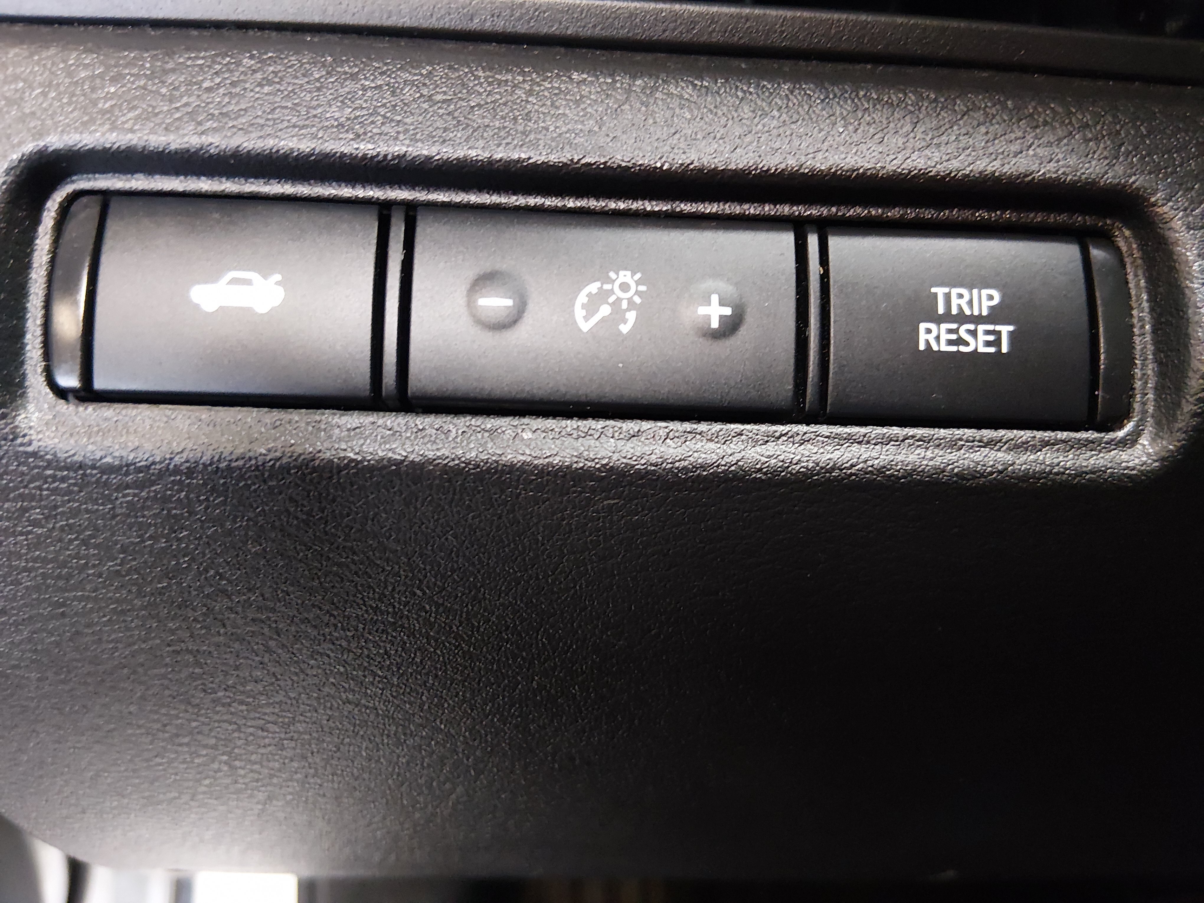 2025 Nissan Altima SV - Photo 13