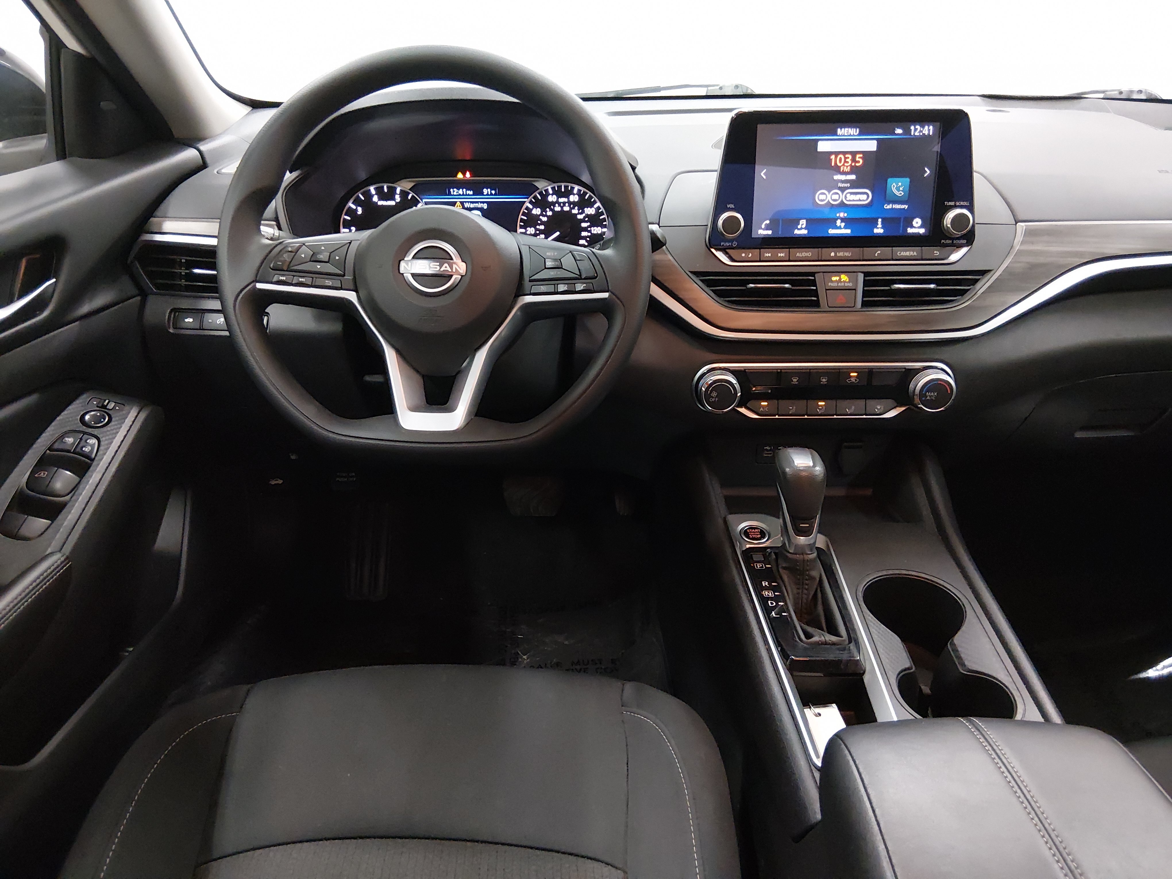 2025 Nissan Altima SV - Photo 12