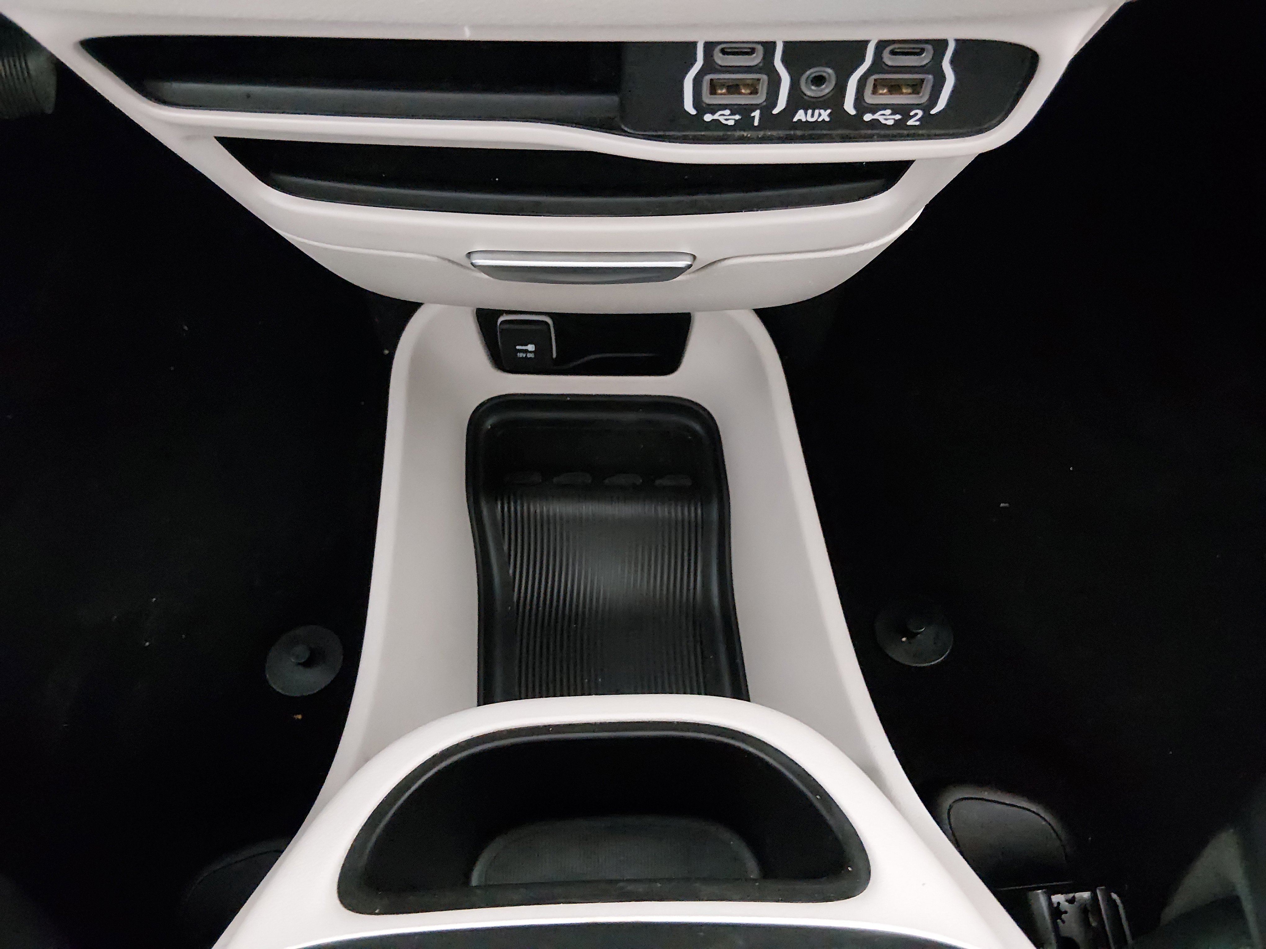 2023 Chrysler Pacifica Touring L - Photo 19