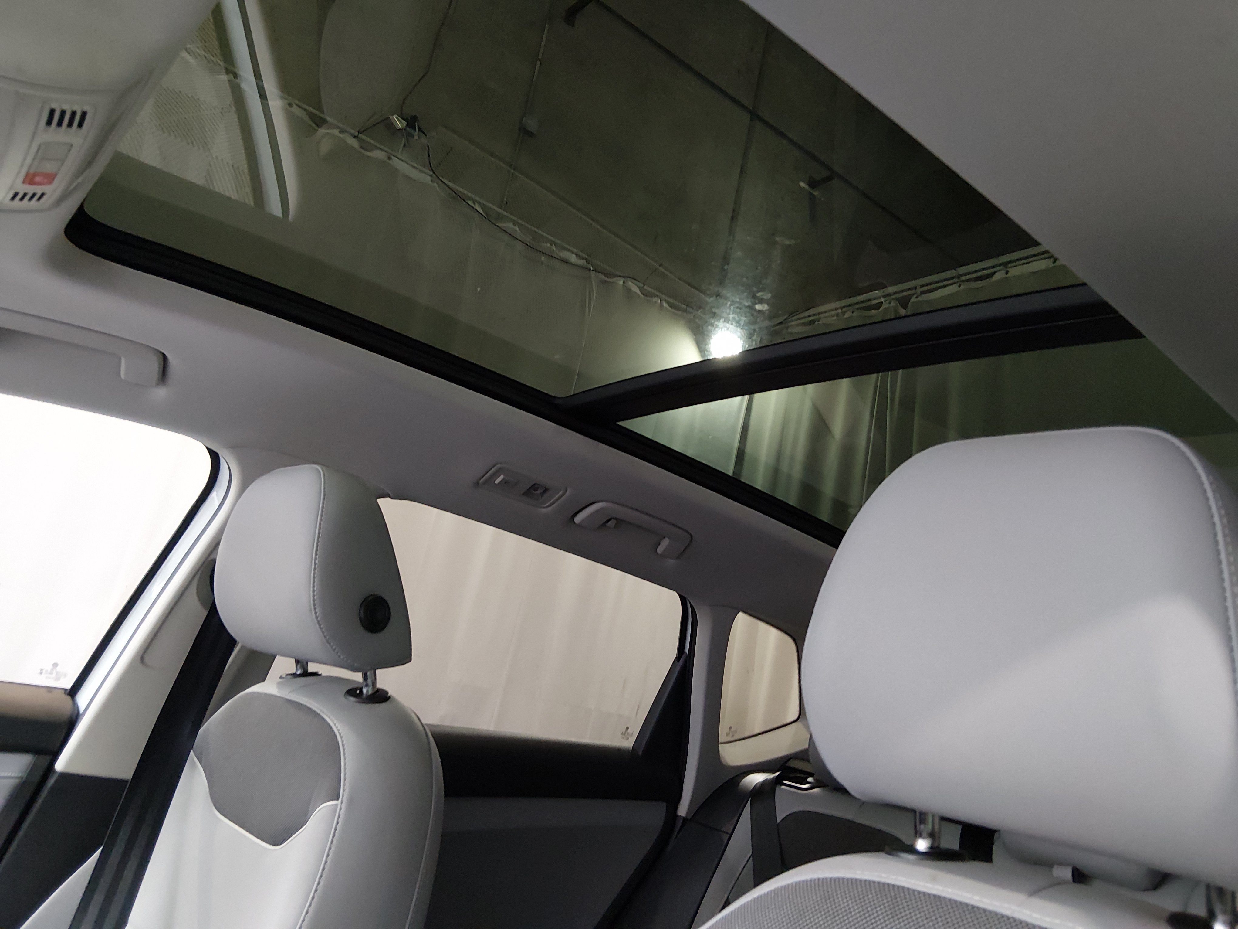 2024 Volkswagen Taos SE - Photo 17