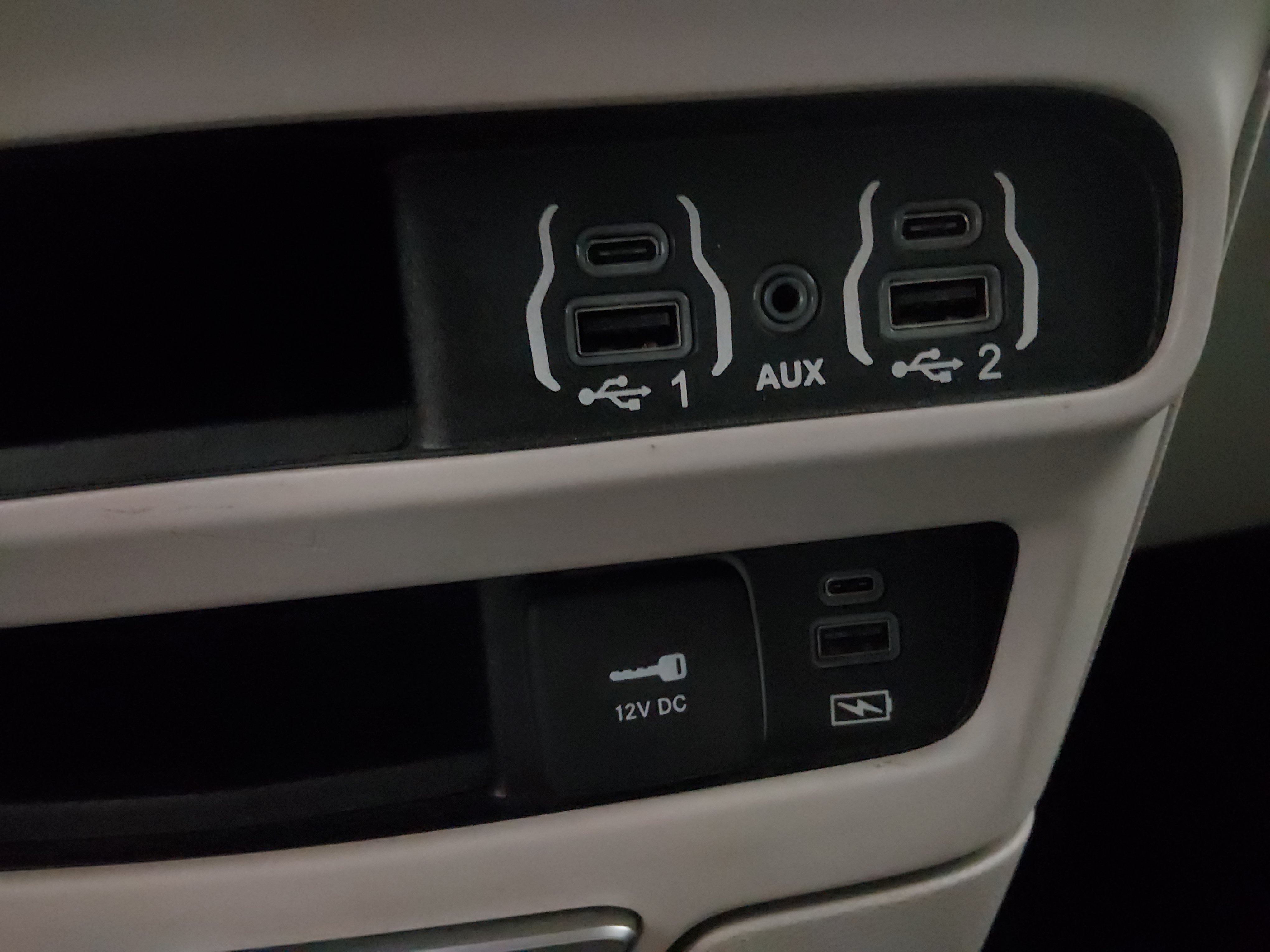 2022 Chrysler Pacifica Touring L - Photo 19