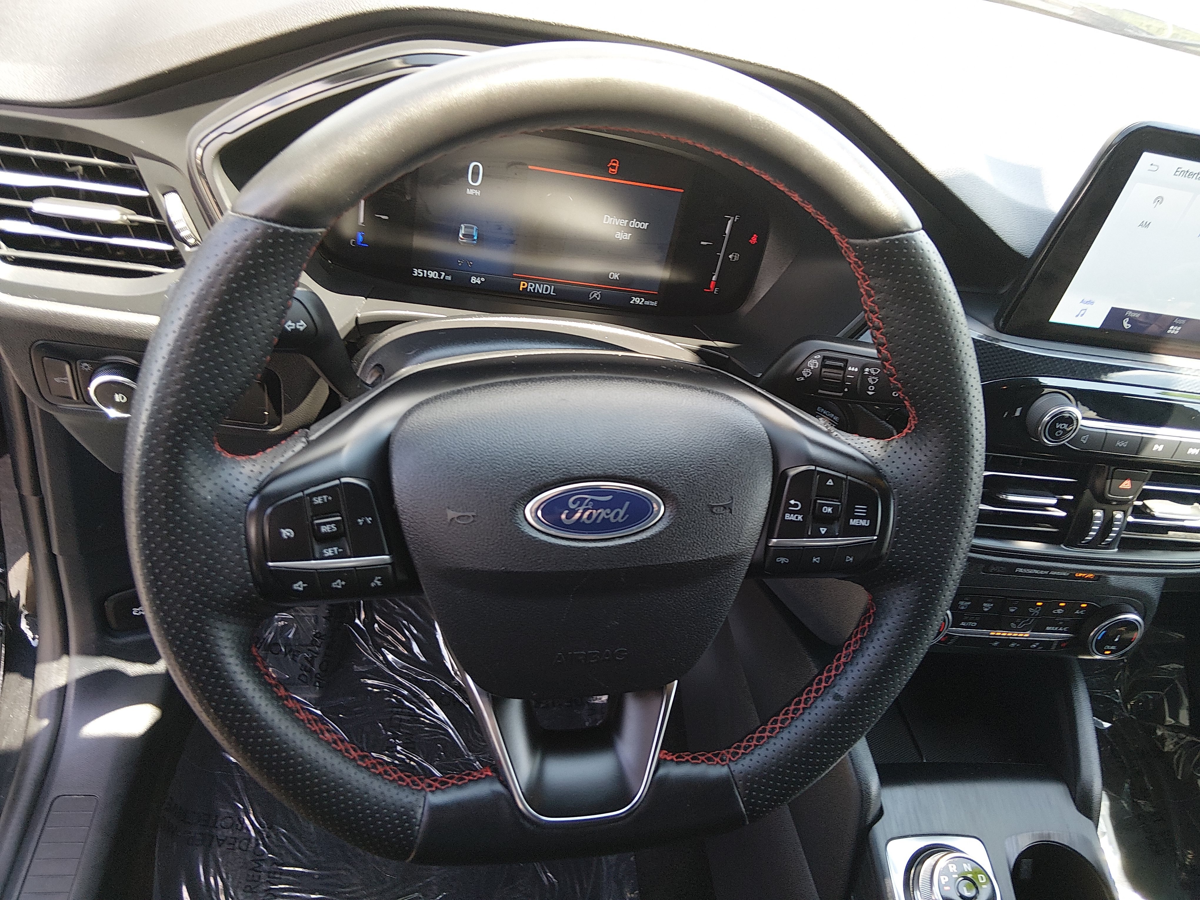 2025 Ford Escape ST-Line Select - Photo 12