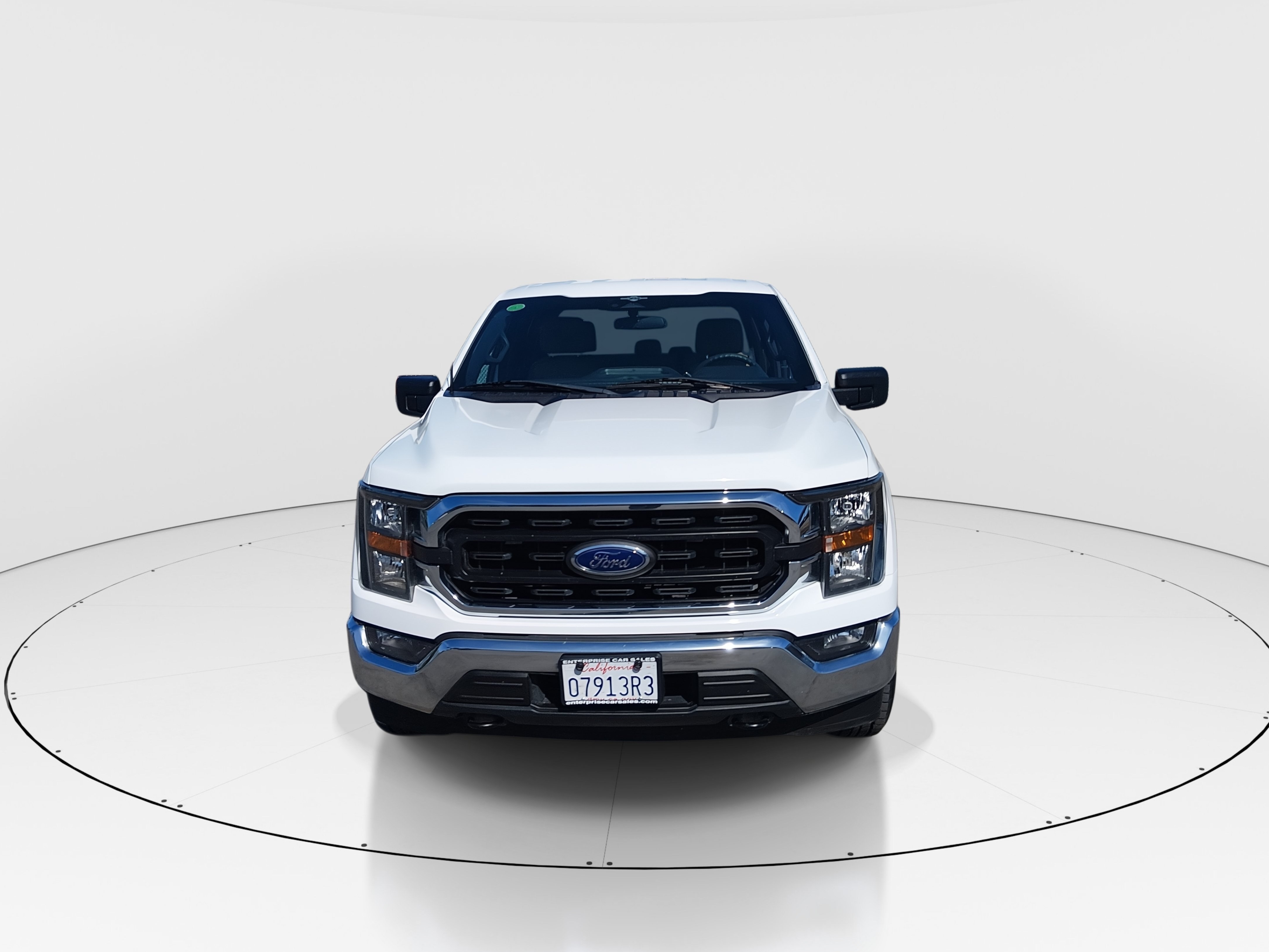 2023 Ford F-150 XLT - Photo 2