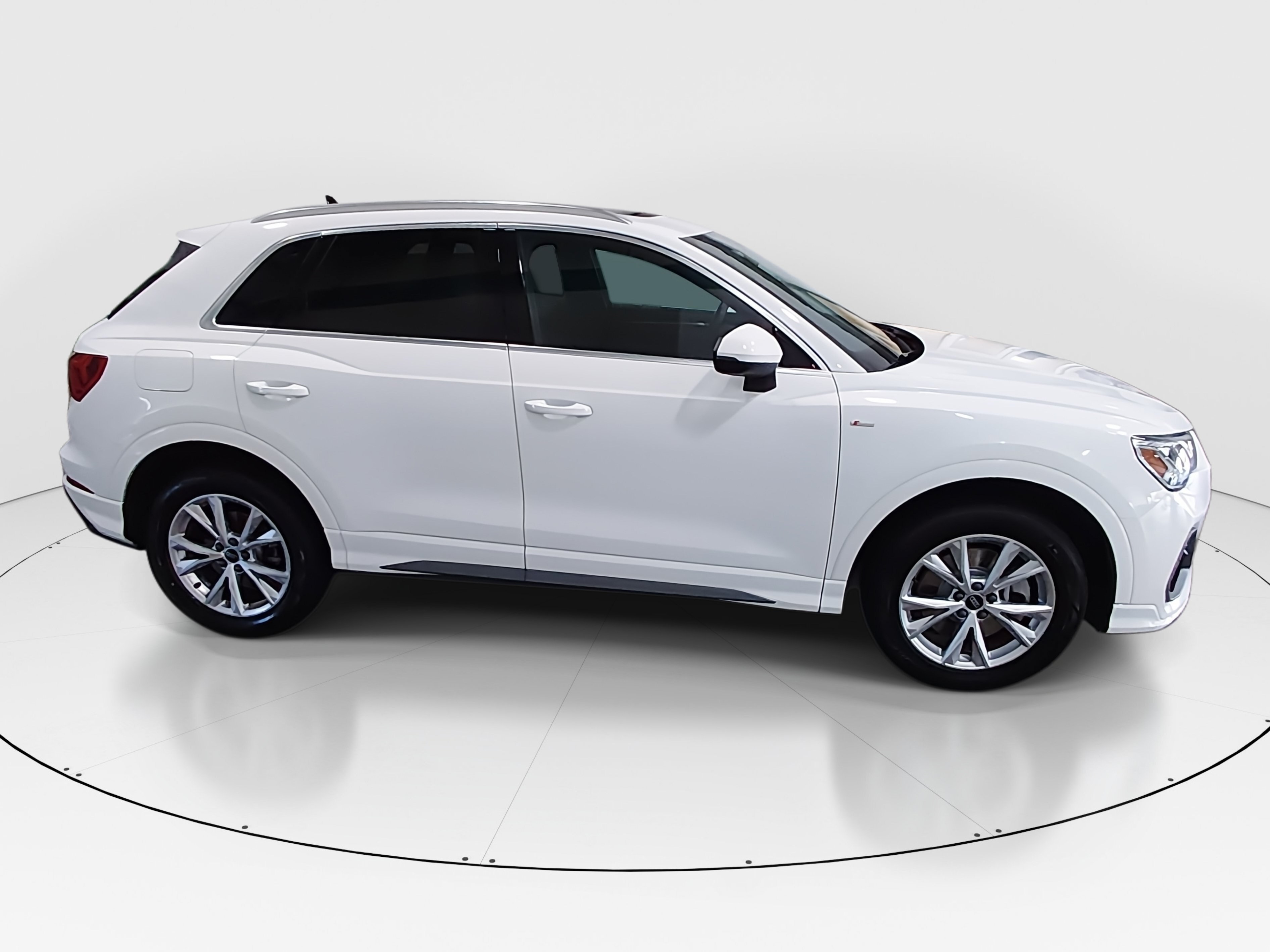 2023 Audi Q3 S Line Premium - Photo 8