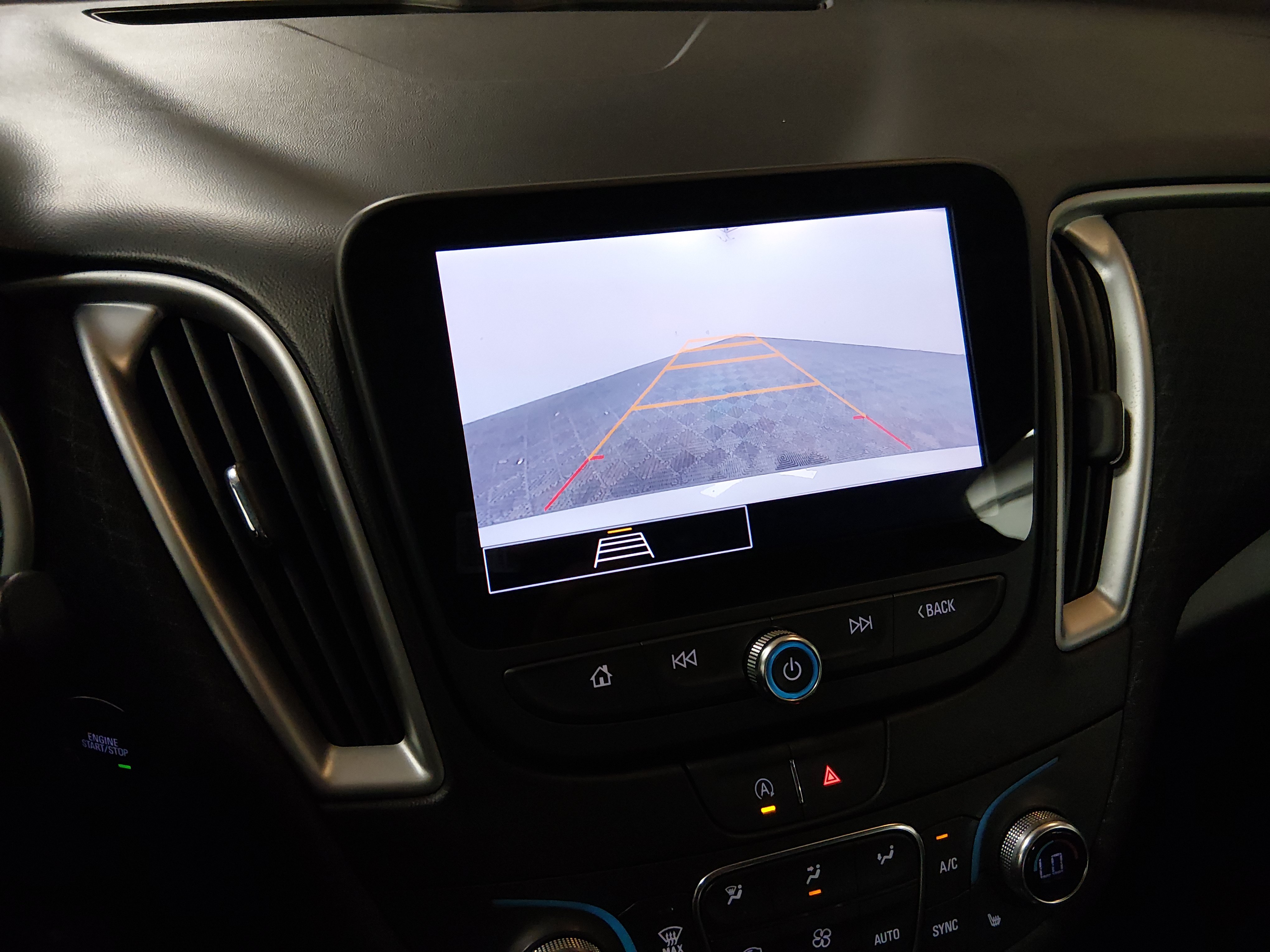 2024 Chevrolet Malibu 1LT - Photo 16
