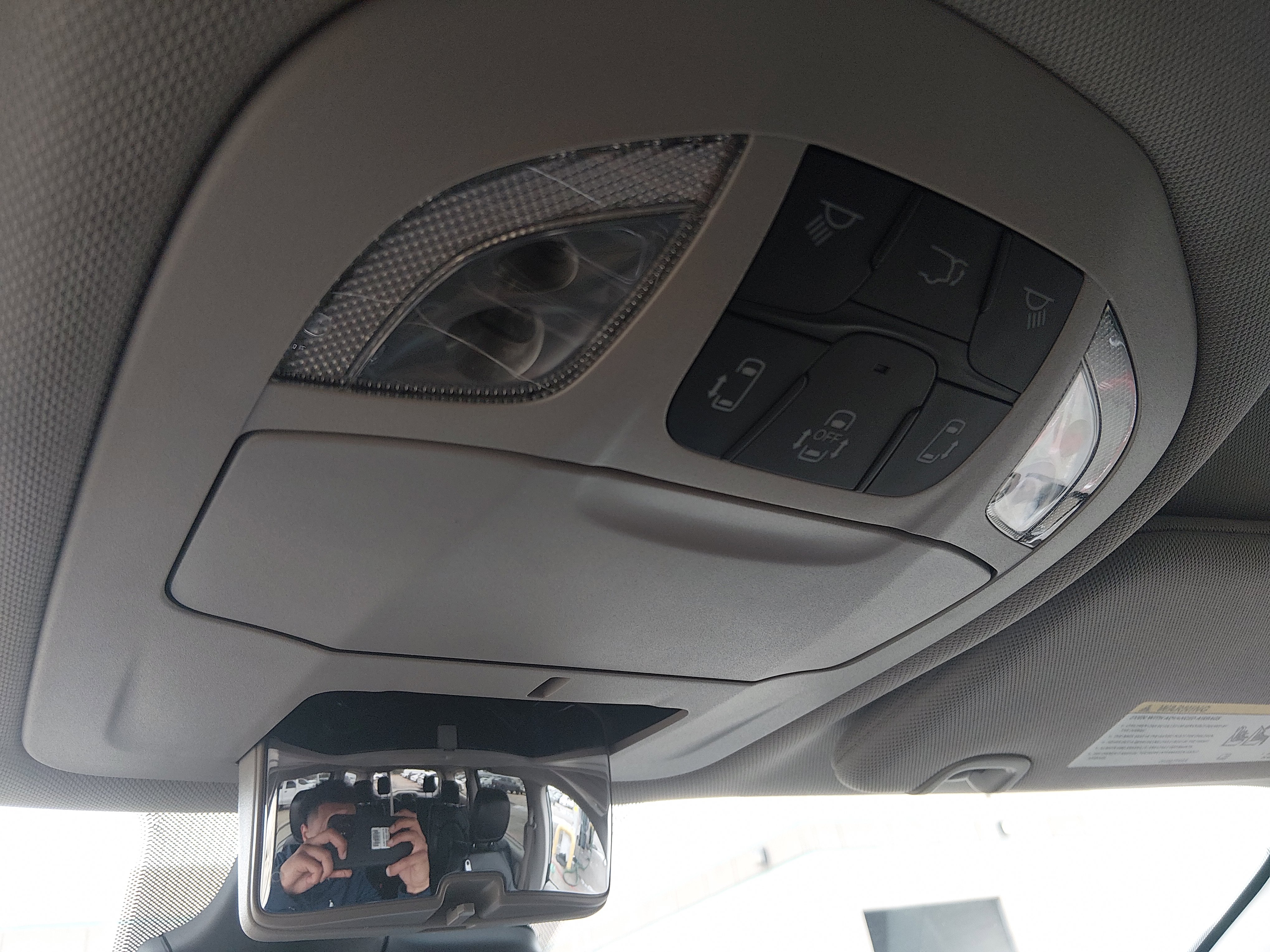 2024 Chrysler Pacifica Touring L - Photo 19